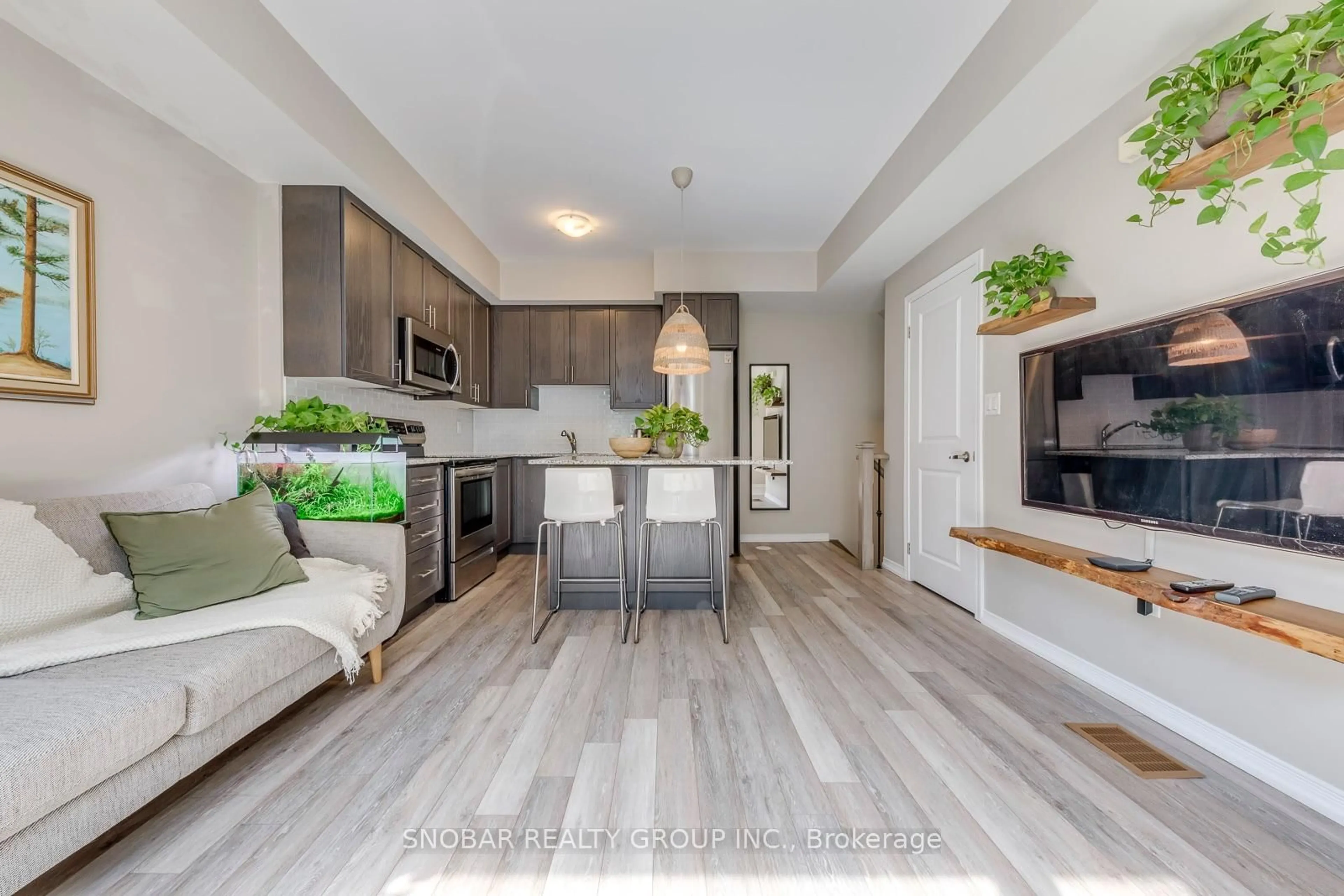 Open concept kitchen, unknown for 30 Fieldway Rd #77, Toronto Ontario M8Z 0E3