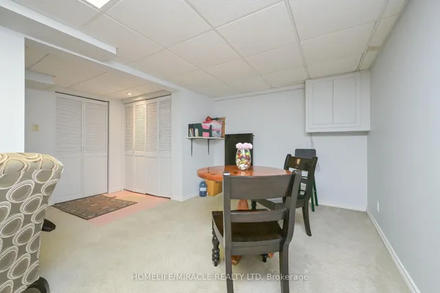 121 Falconer Dr #27, Mississauga 5