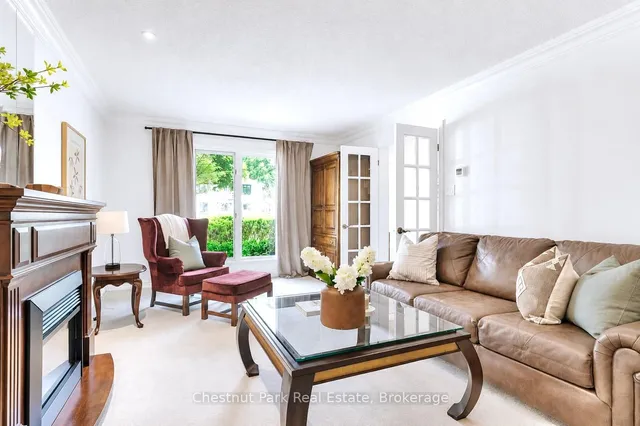2052 Chippewa Tr, Mississauga 4