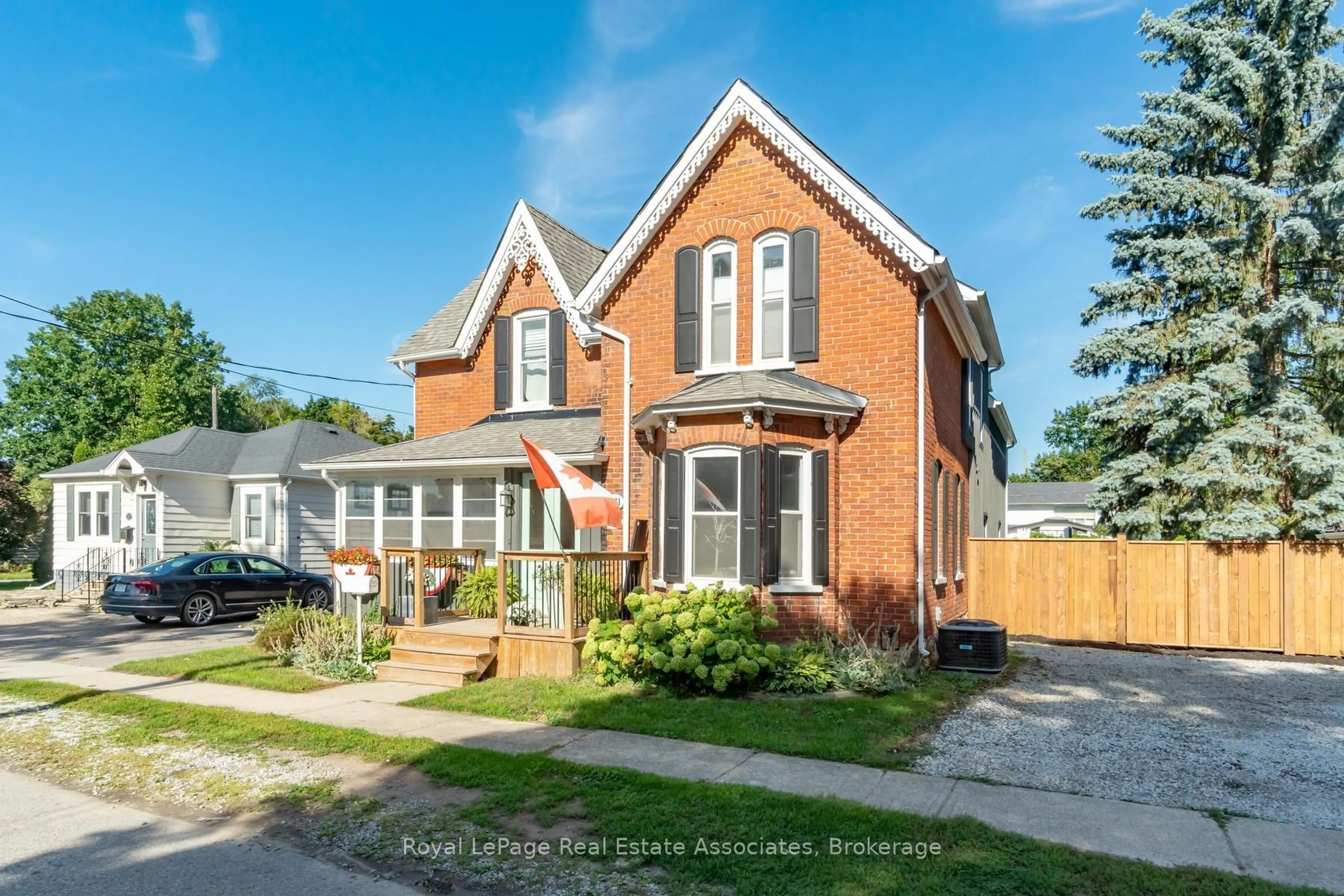 Home with brick exterior material, street for 231 Arthur St, Halton Hills Ontario L7J 1L9
