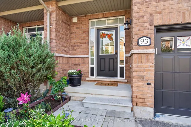 651 Farmstead Dr #93, Milton 2