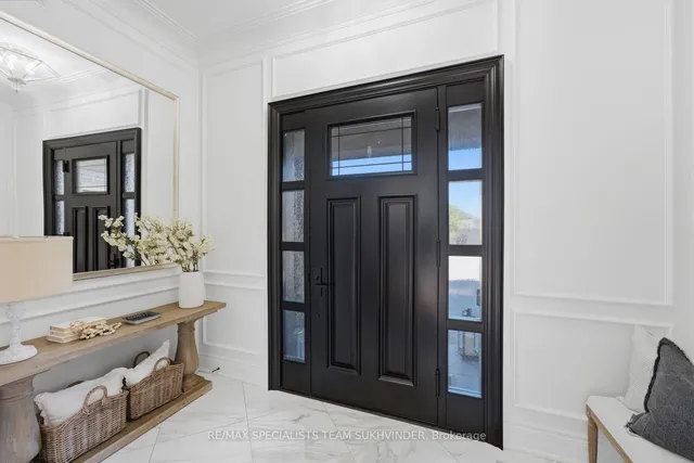 55 Burlwood Rd, Brampton 5