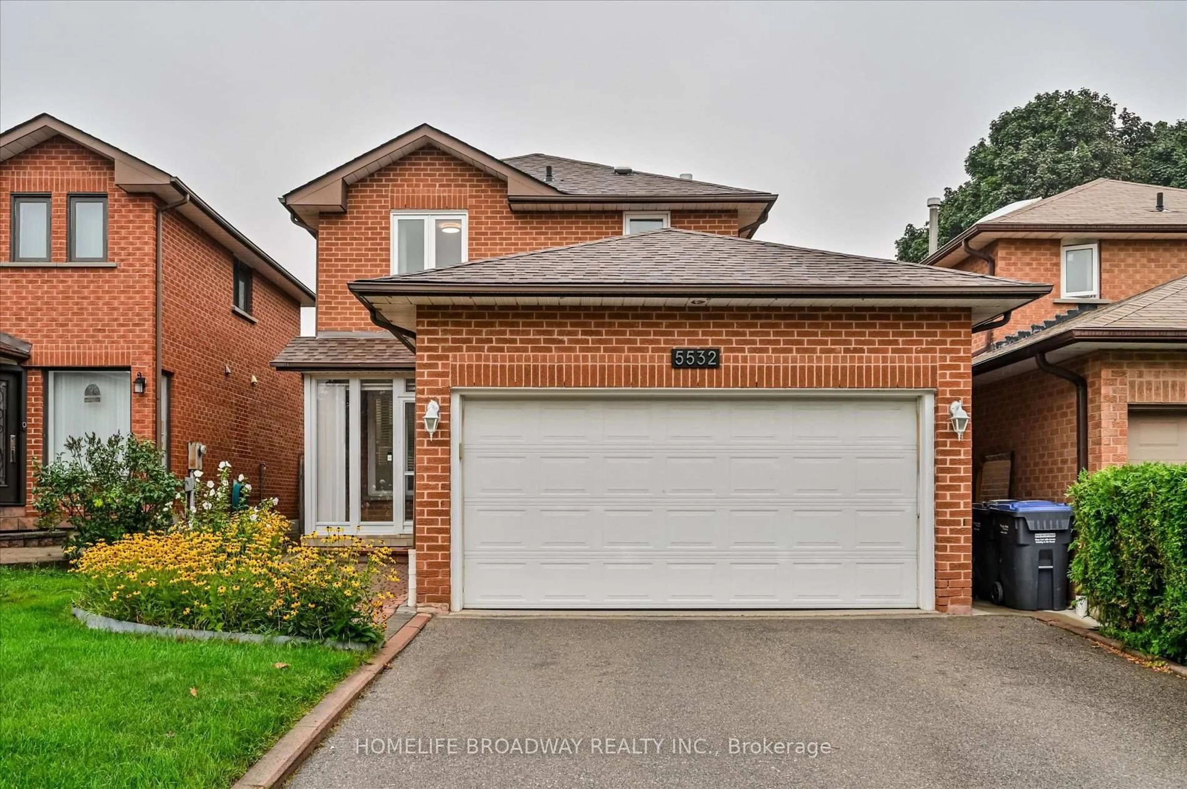 Home with brick exterior material, street for 5532 Bourget Dr, Mississauga Ontario L5R 3A4