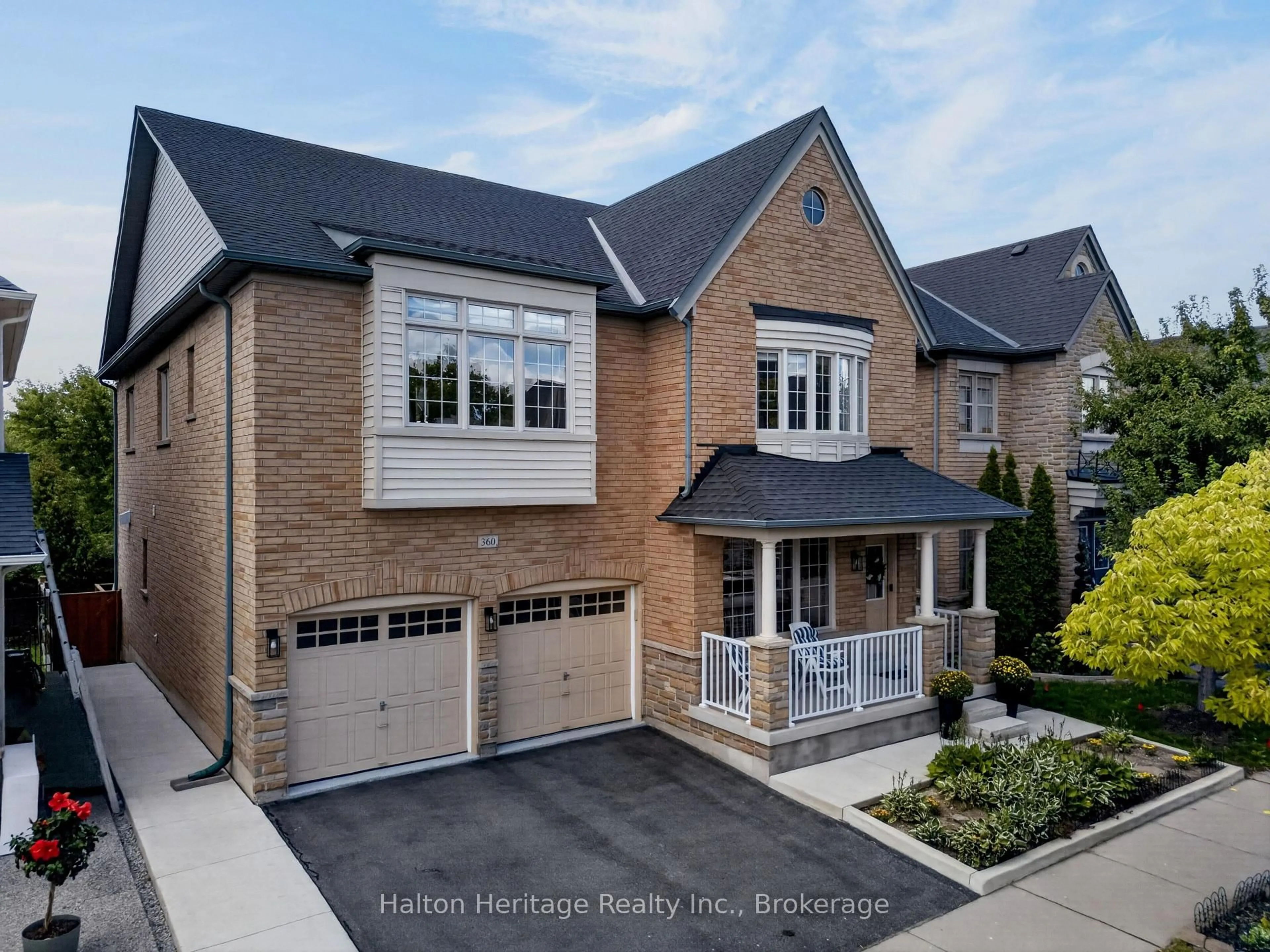 Home with brick exterior material, street for 360 Holmes Cres, Milton Ontario L9T 0T4