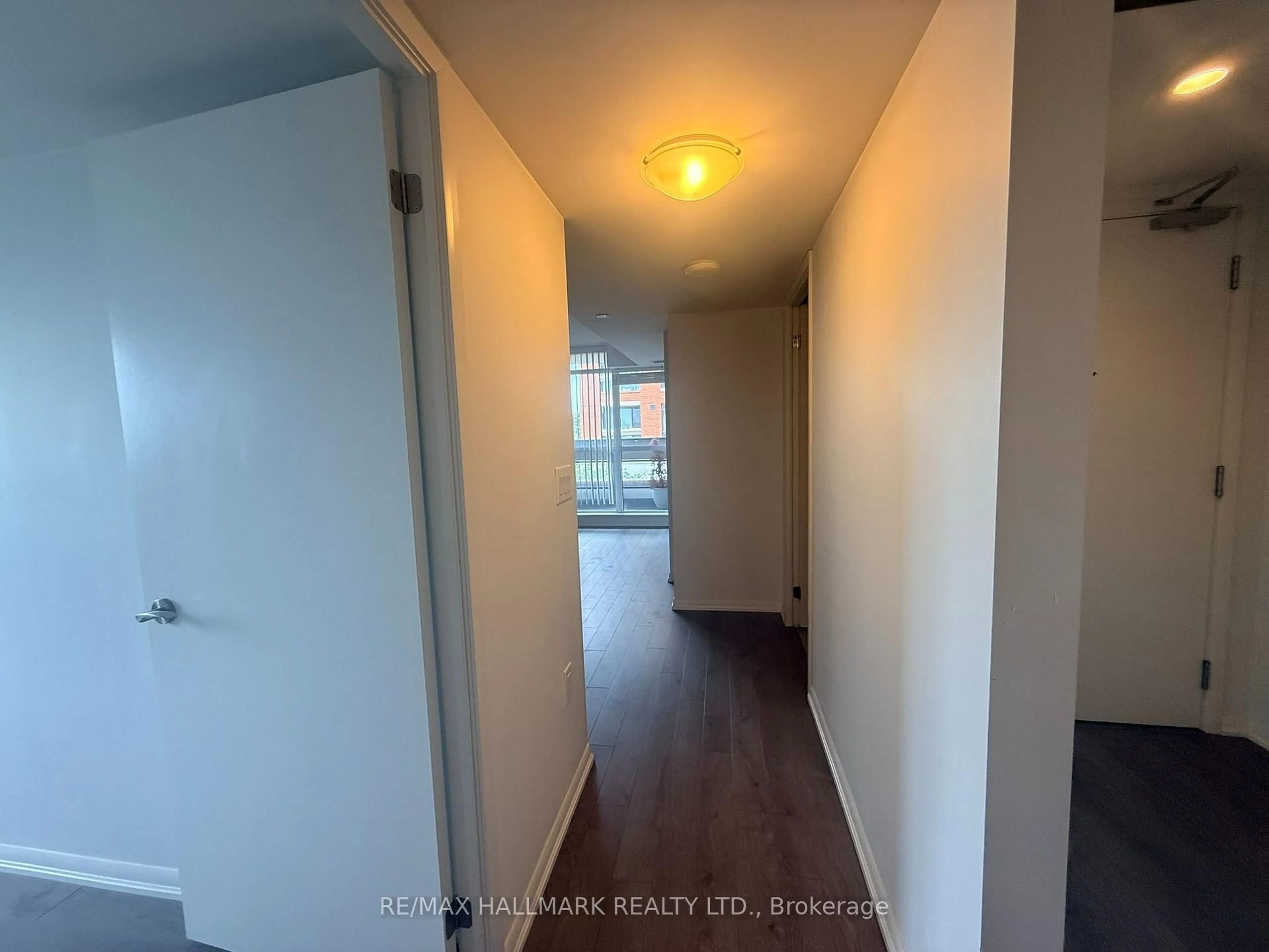 A pic of a room for 3091 Dufferin St #208, Toronto Ontario M6A 0C4