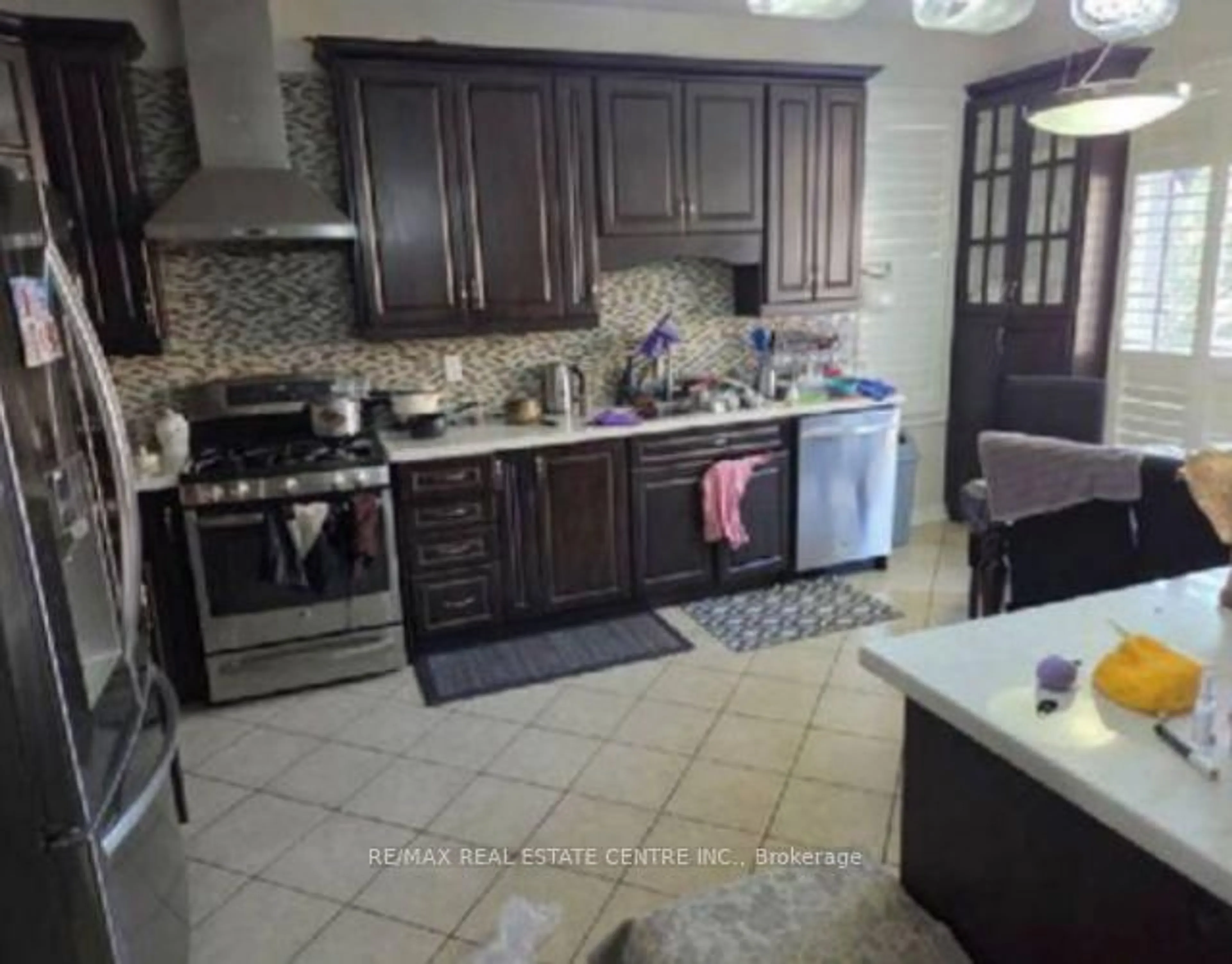 Unknown for 48 Bear Run Rd, Brampton Ontario L6X 2Z8