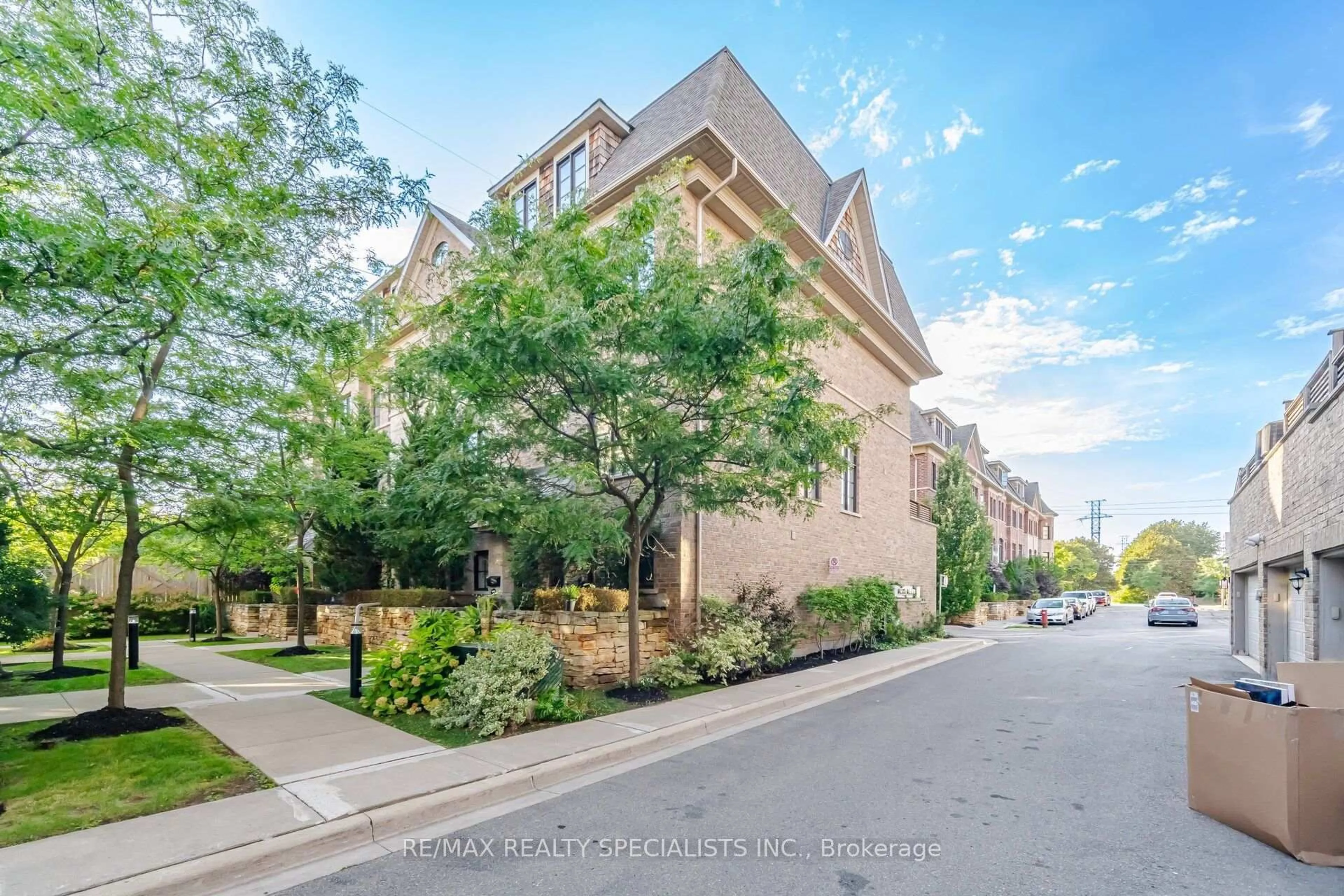 Unknown for 1812 Burnhamthorpe Rd #112, Mississauga Ontario L4X 0A3
