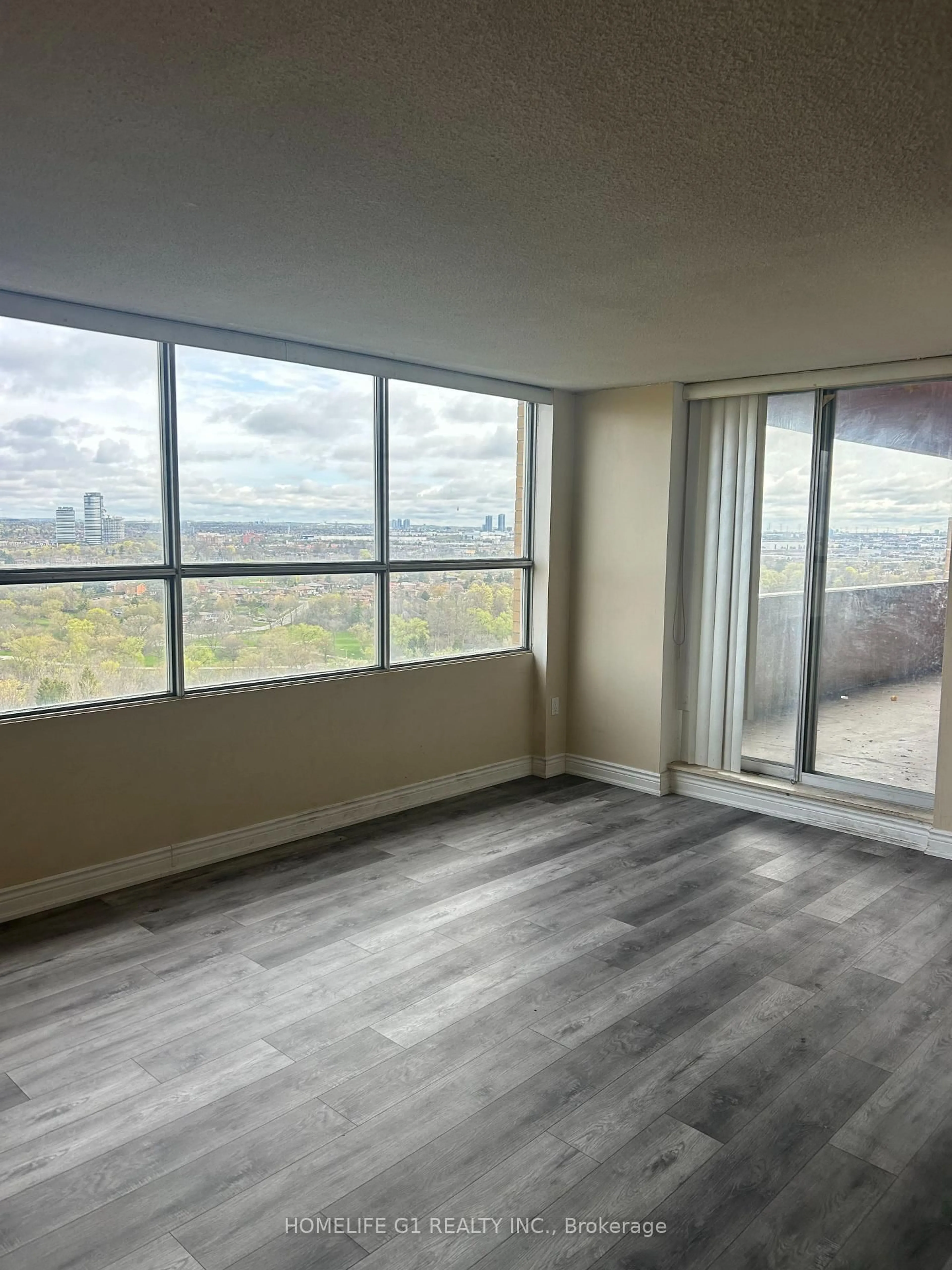 A pic of a room for 40 Panorama Crt #1803, Toronto Ontario M9V 4M1