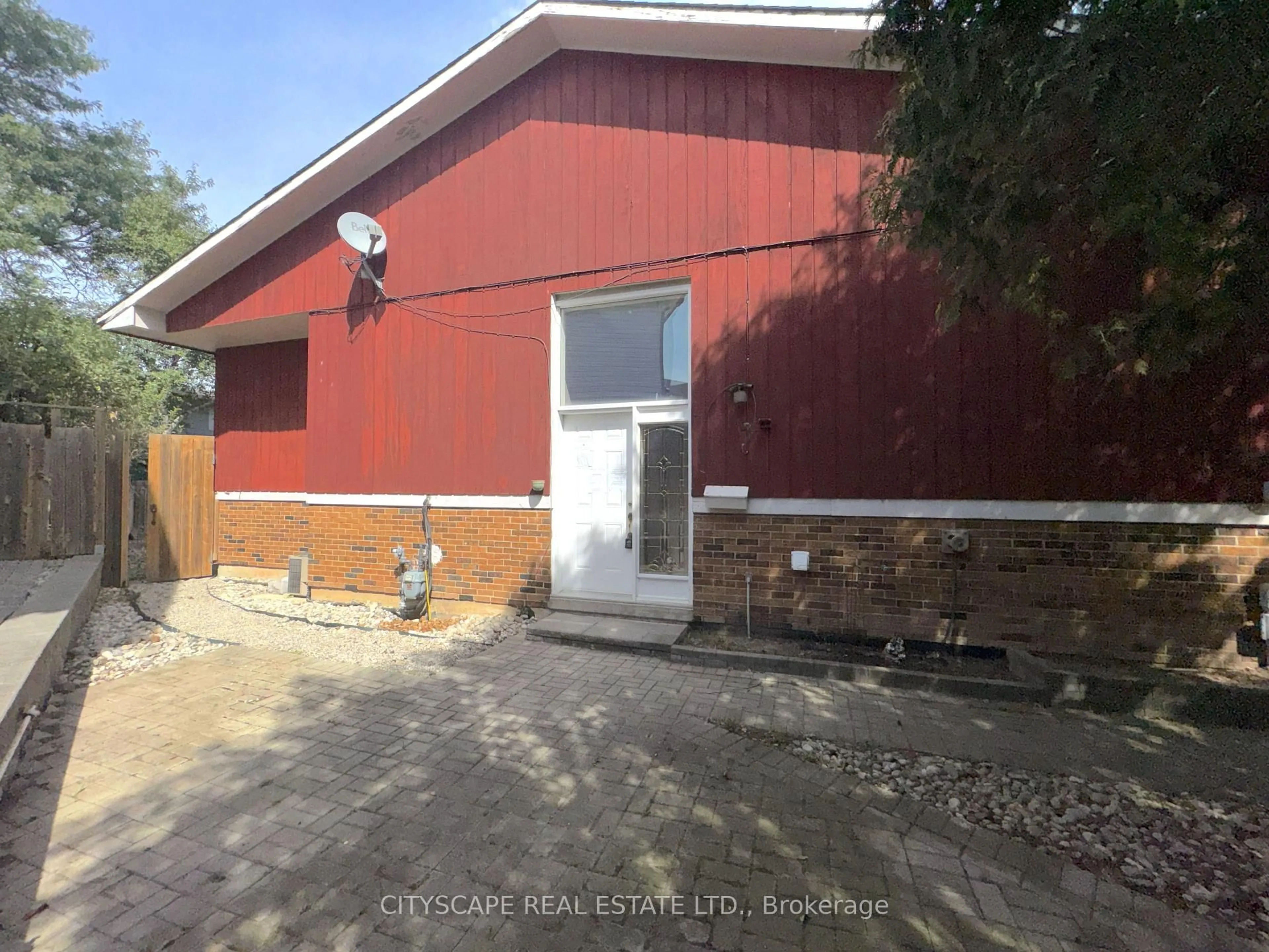 Unknown for 6087 Featherhead Cres, Mississauga Ontario L5N 2B5