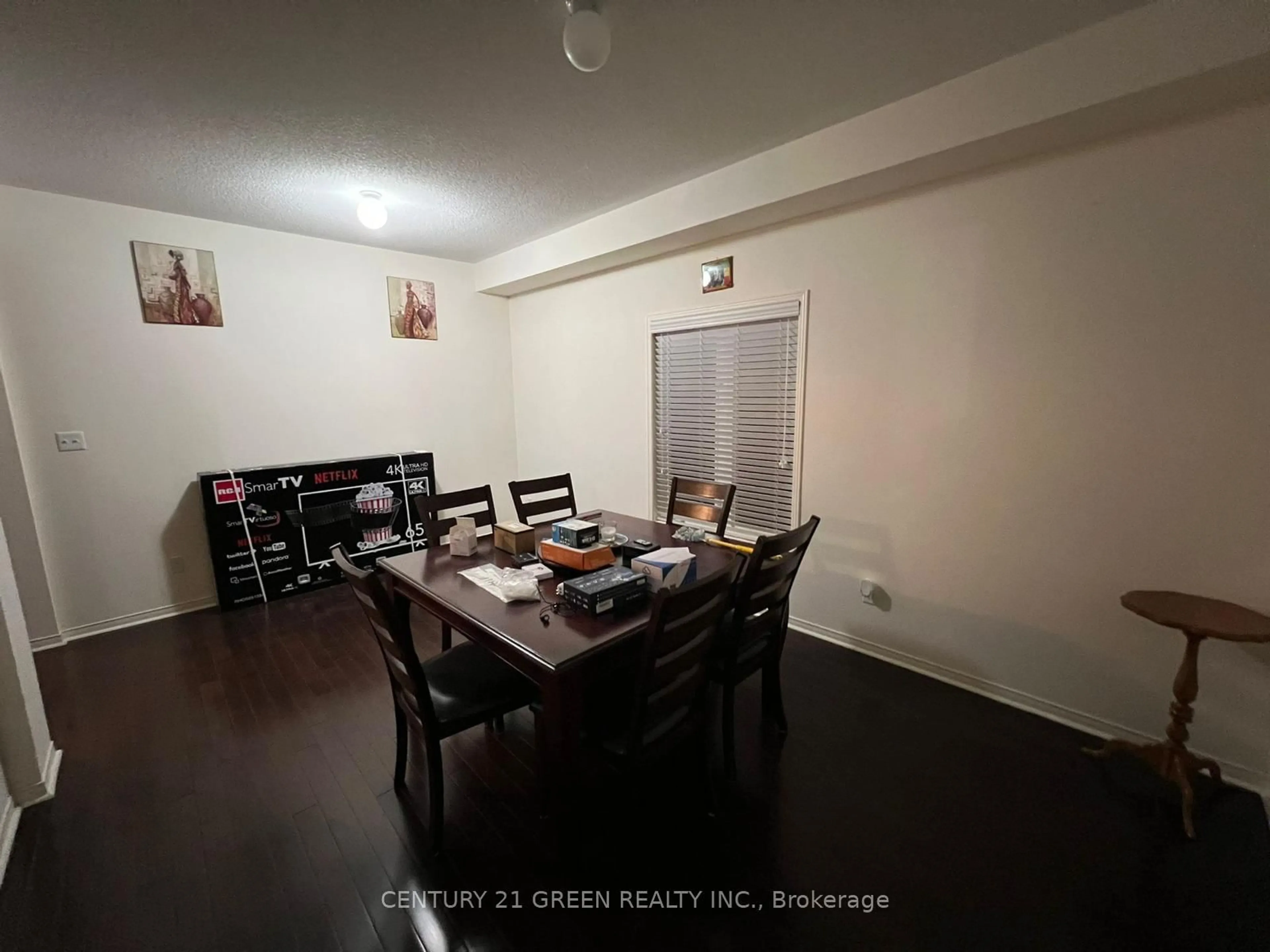Dining room, unknown for 40 Cookview Dr, Brampton Ontario L6R 3T6