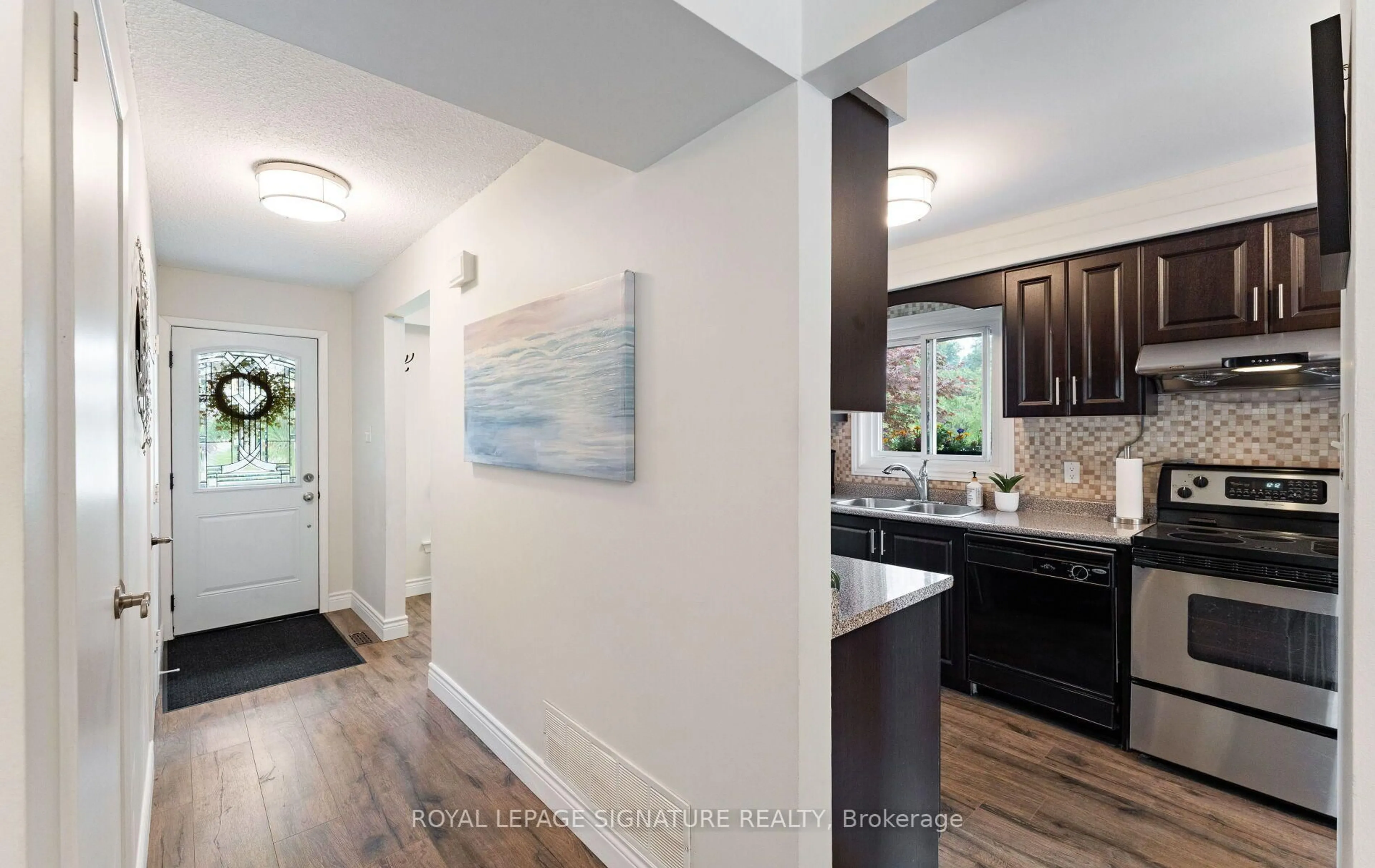 Unknown for 4045 Taffey Cres, Mississauga Ontario L5L 2A6
