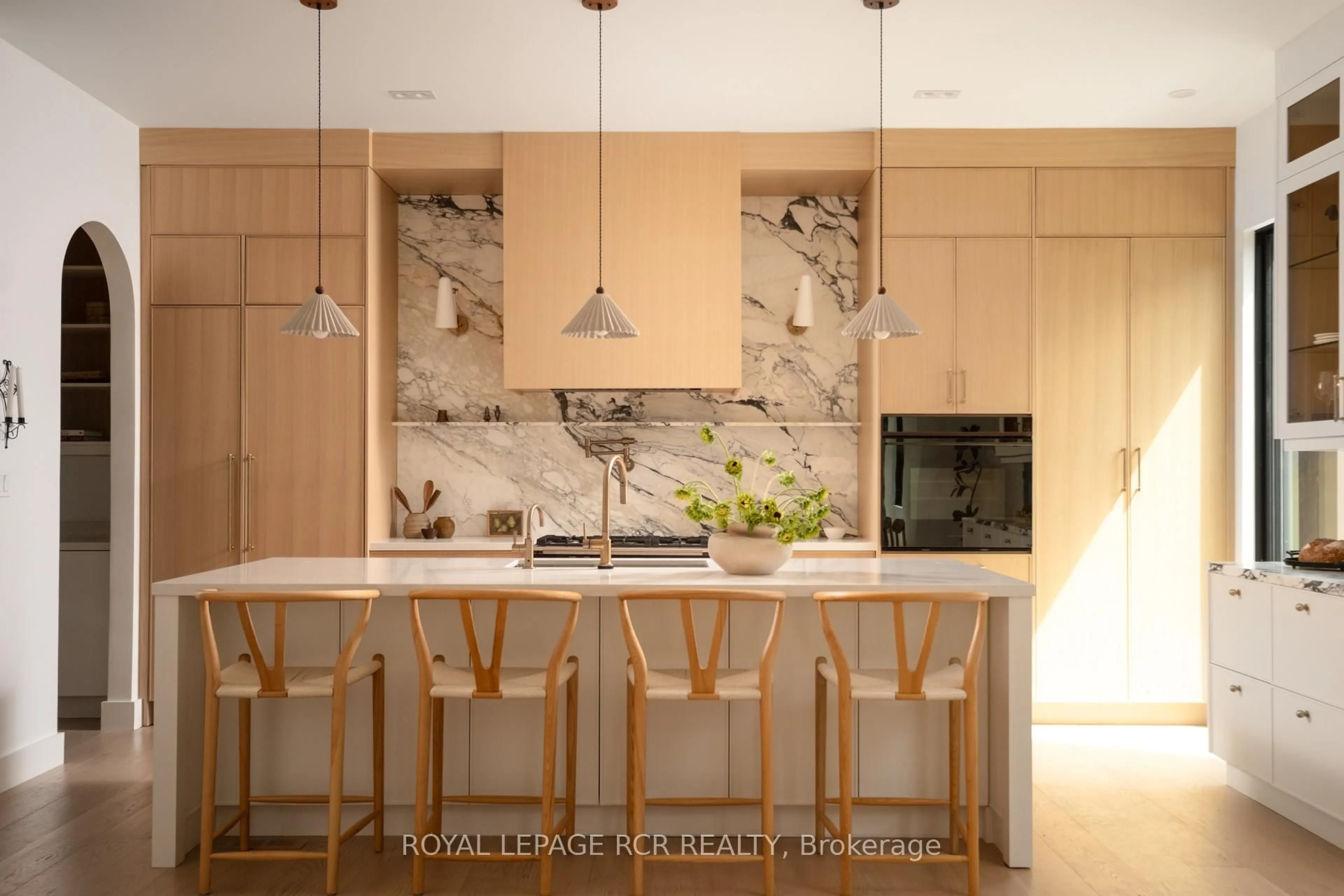 Contemporary kitchen, ceramic/tile floor for 3045 Highpoint Sdrd, Caledon Ontario L7K 0K5