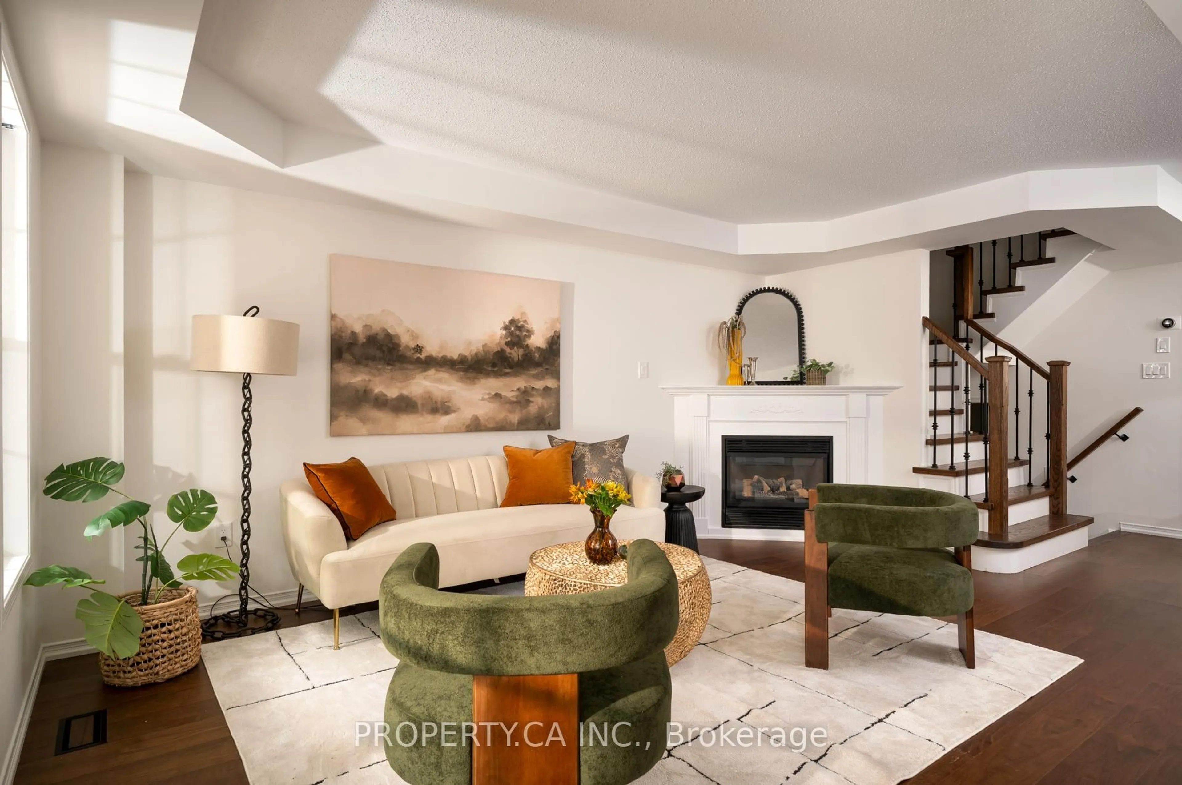 Living room with furniture, unknown for 173 Littlewood Dr, Oakville Ontario L6H 6T9