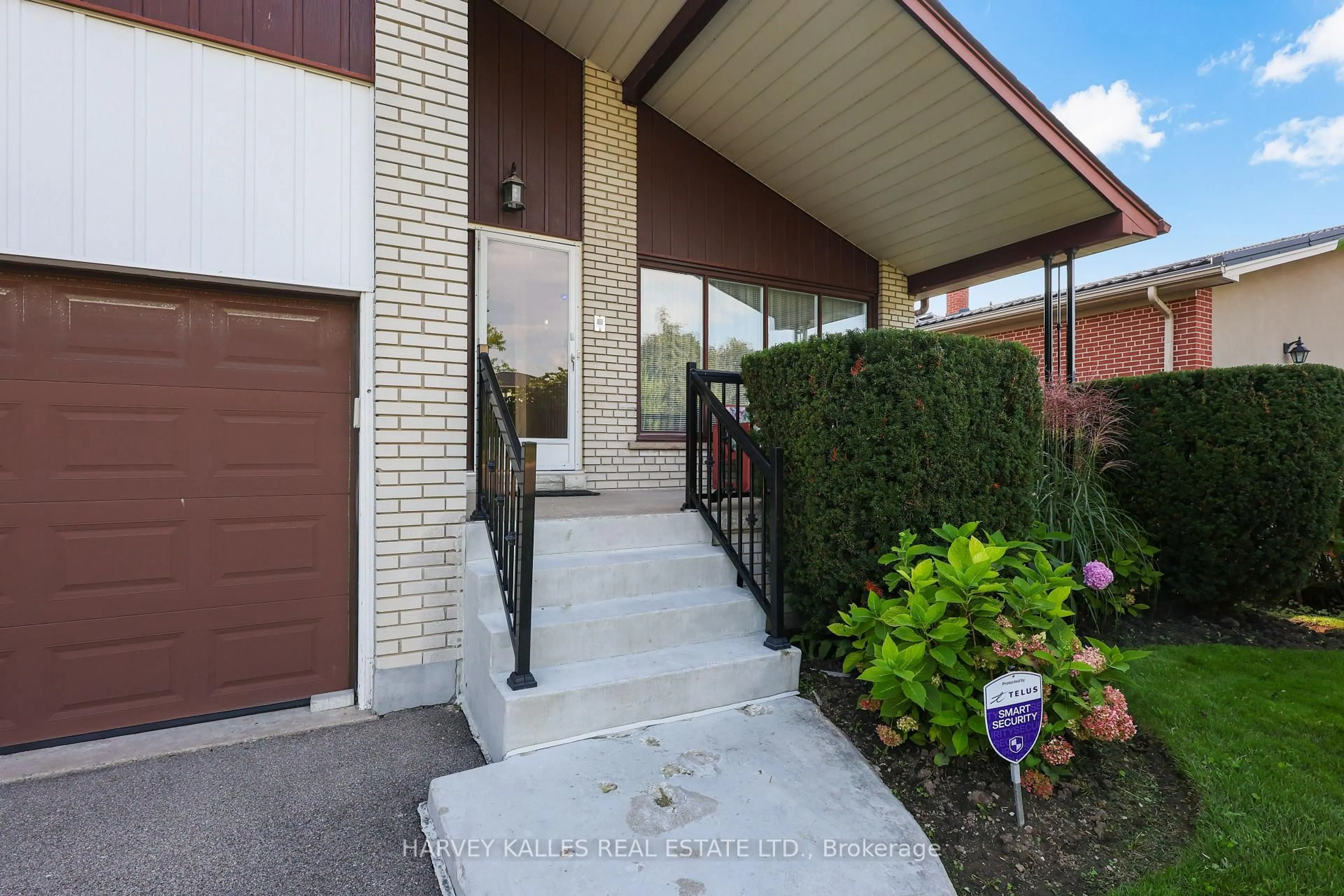 Unknown for 3594 Autumn Harvest Dr, Mississauga Ontario L4Y 3S1