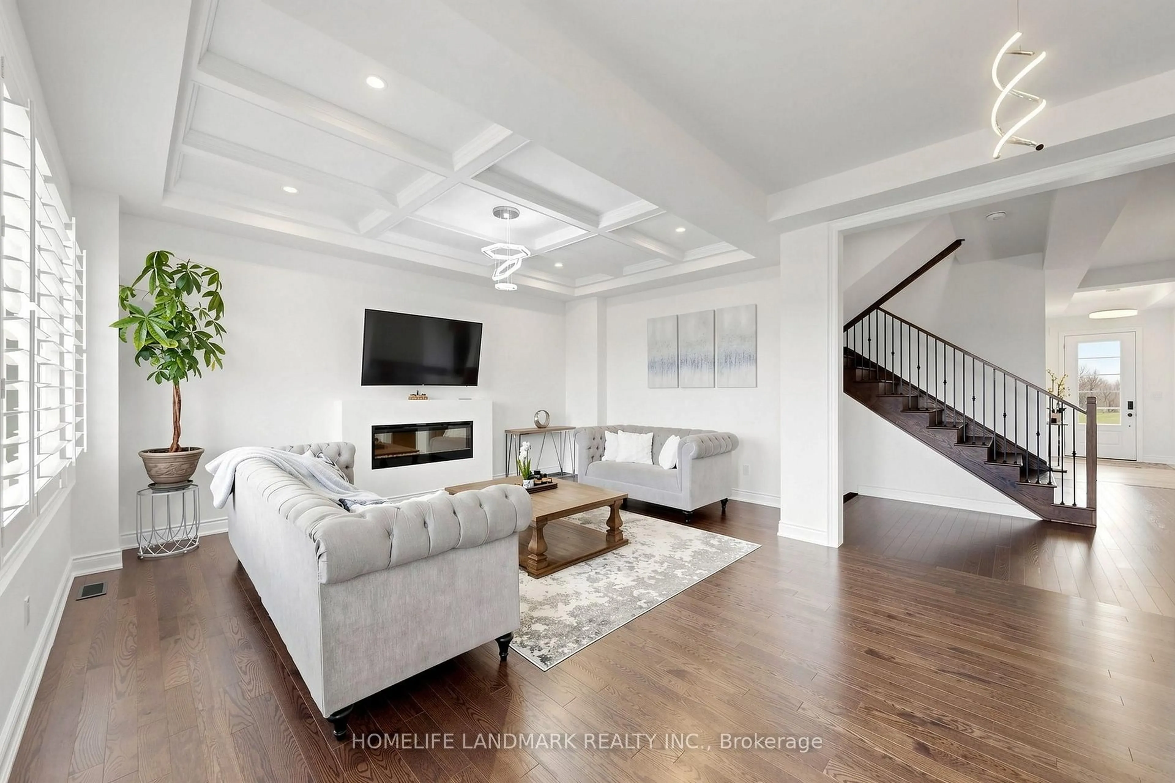 Living room with furniture, unknown for 563 Beam Crt, Milton Ontario L9E 1L4