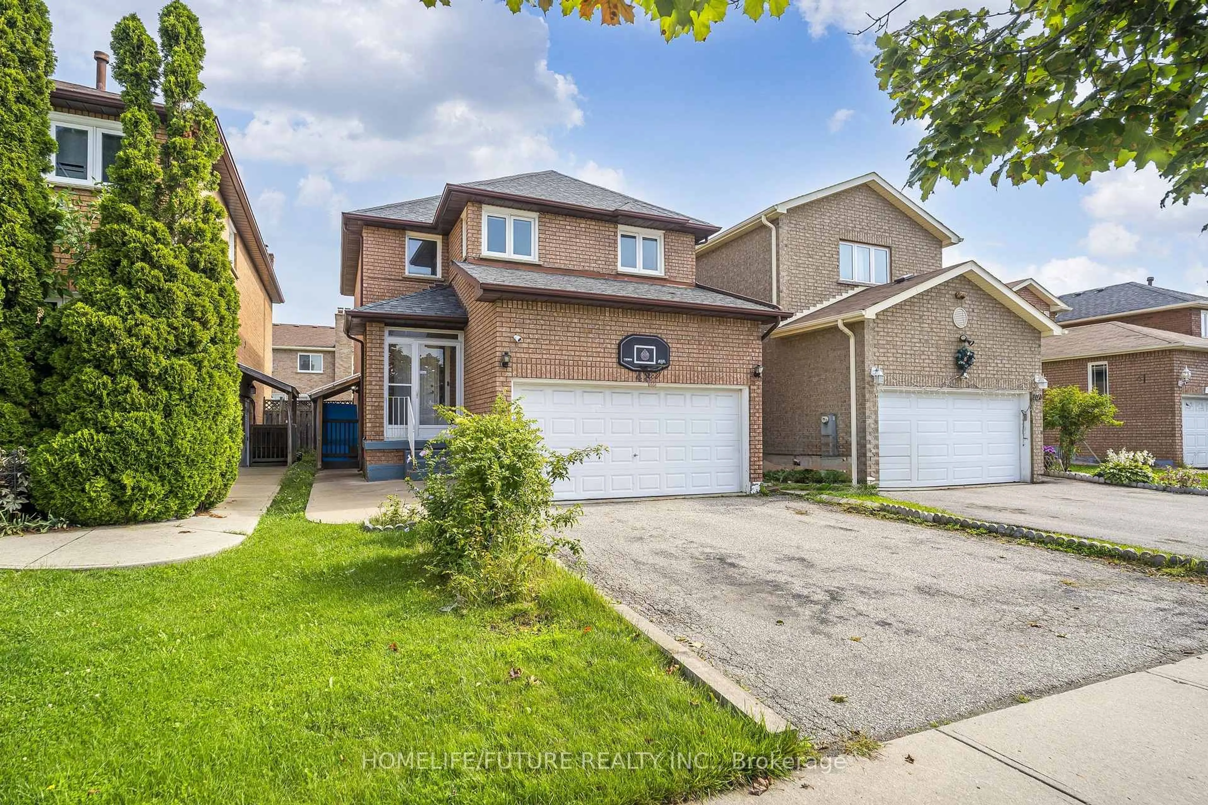 Home with brick exterior material, street for 48 Creditstone Rd, Brampton Ontario L6Y 4G1