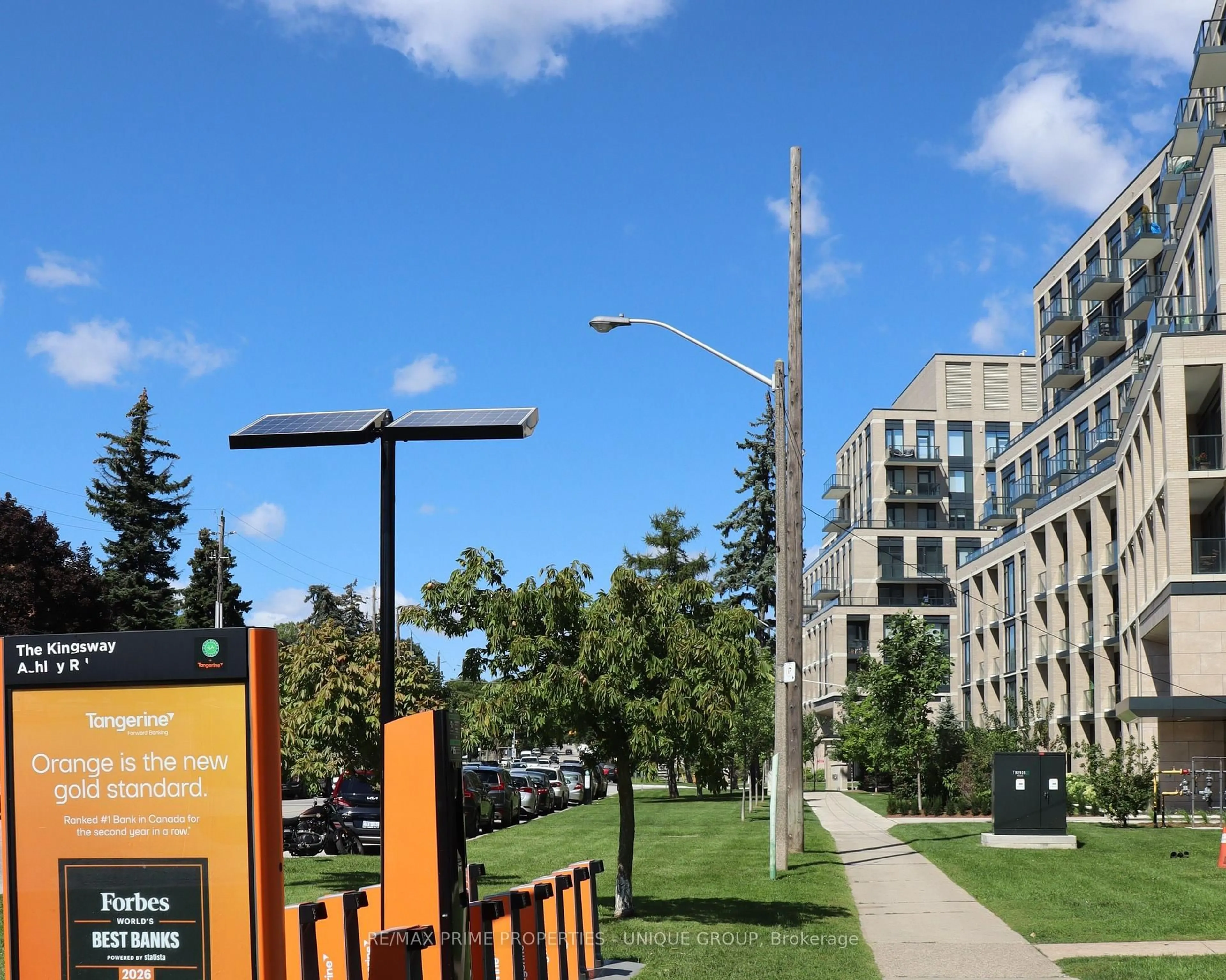 Unknown for 293 The Kingsway #412, Toronto Ontario M9K 3A9
