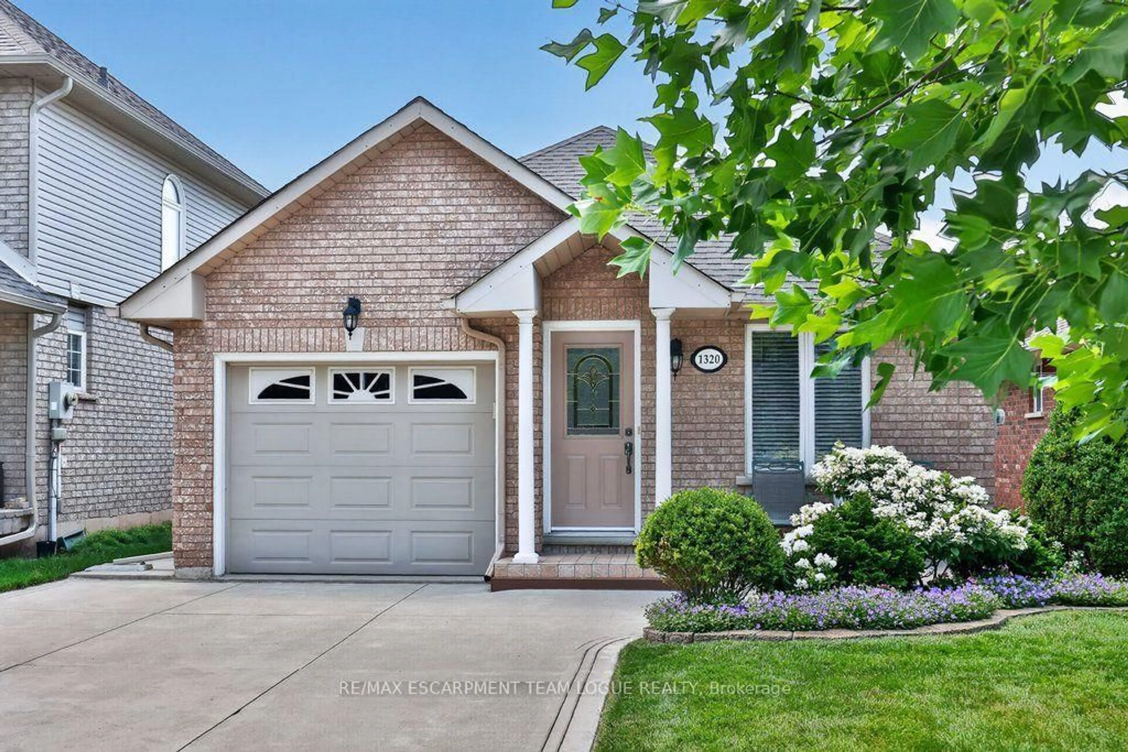 Home with brick exterior material, street for 1320 Burkholder Dr, Burlington Ontario L7M 4V6