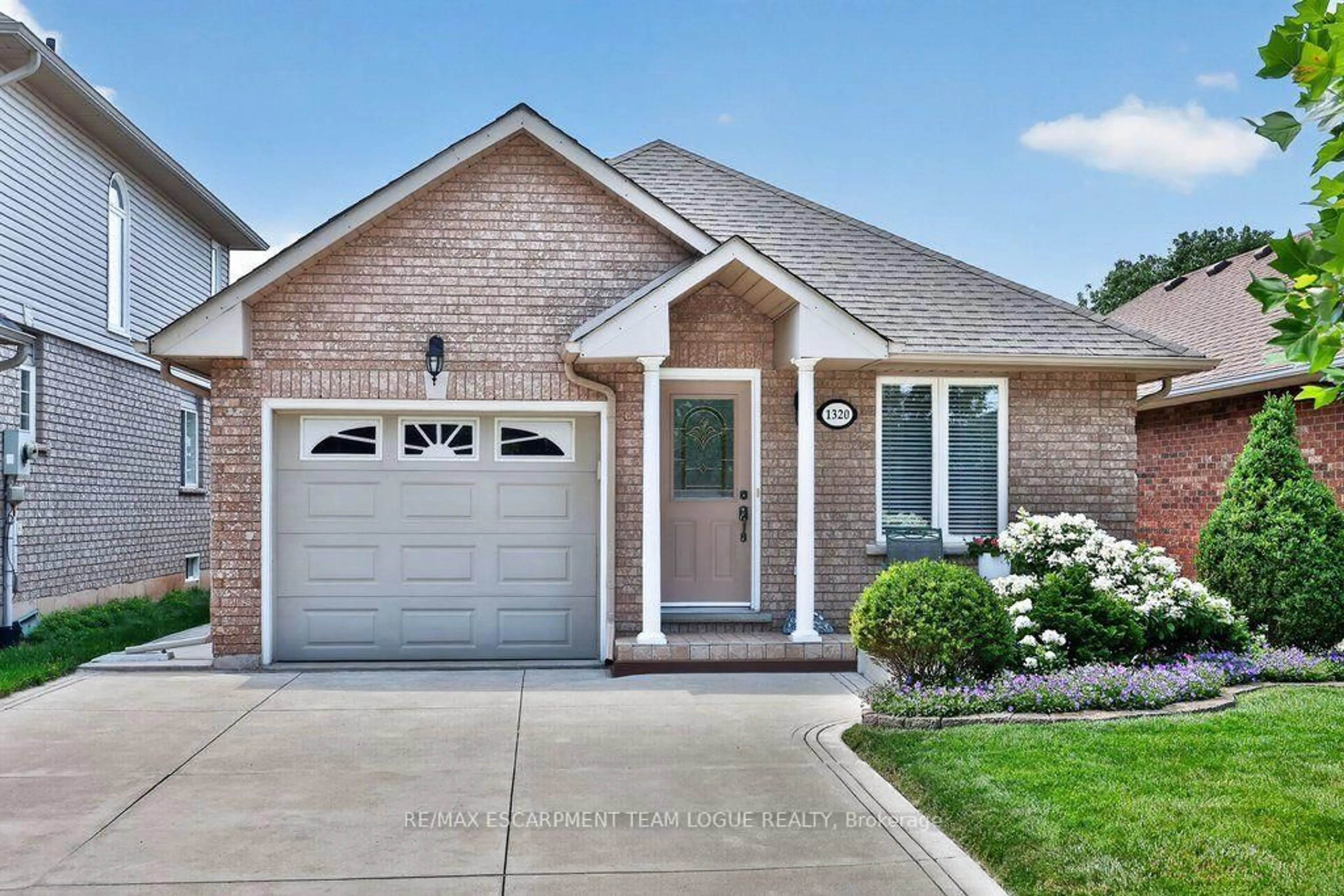Home with brick exterior material, street for 1320 Burkholder Dr, Burlington Ontario L7M 4V6
