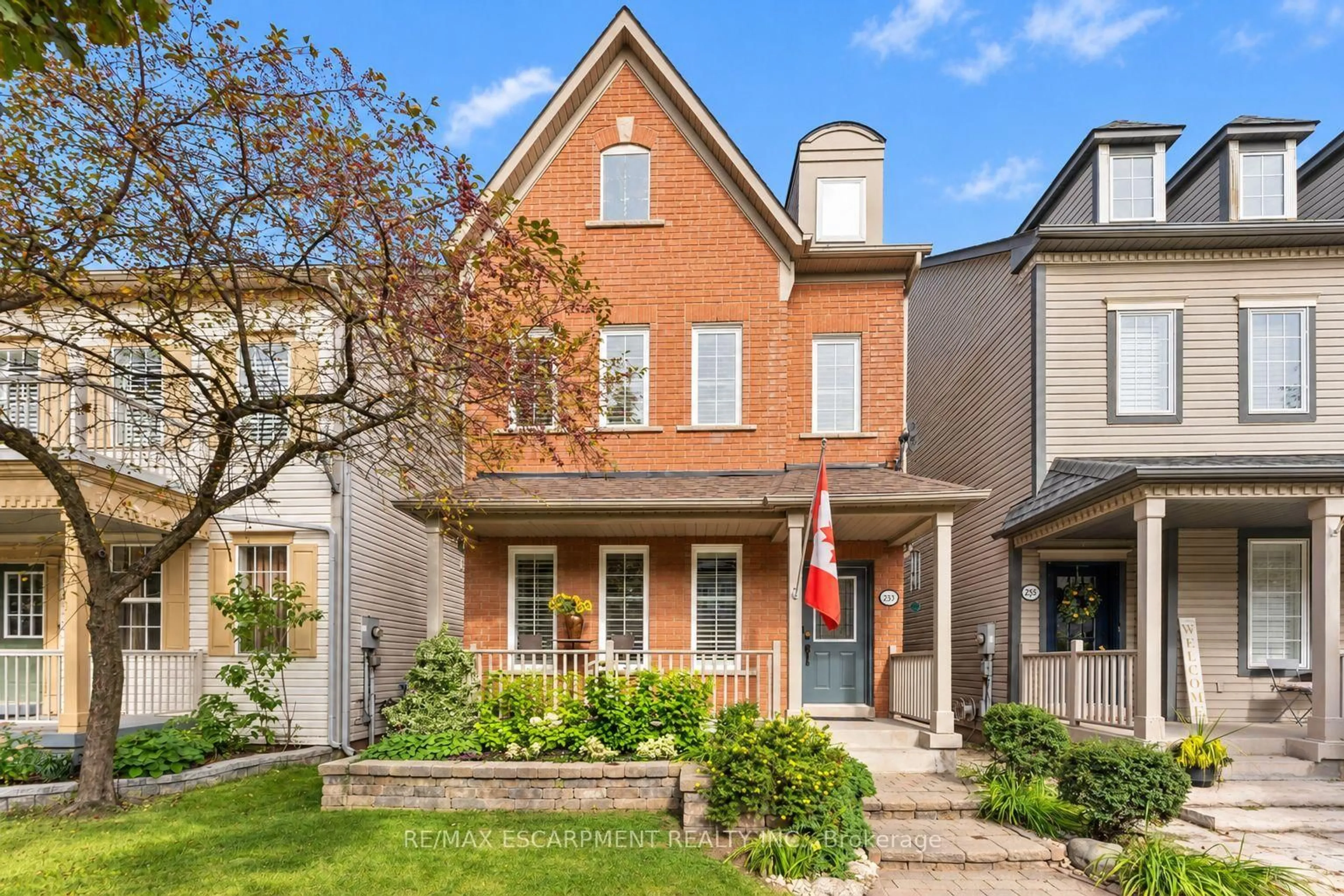 Home with brick exterior material, street for 253 Gatwick Dr, Oakville Ontario L6H 7K3
