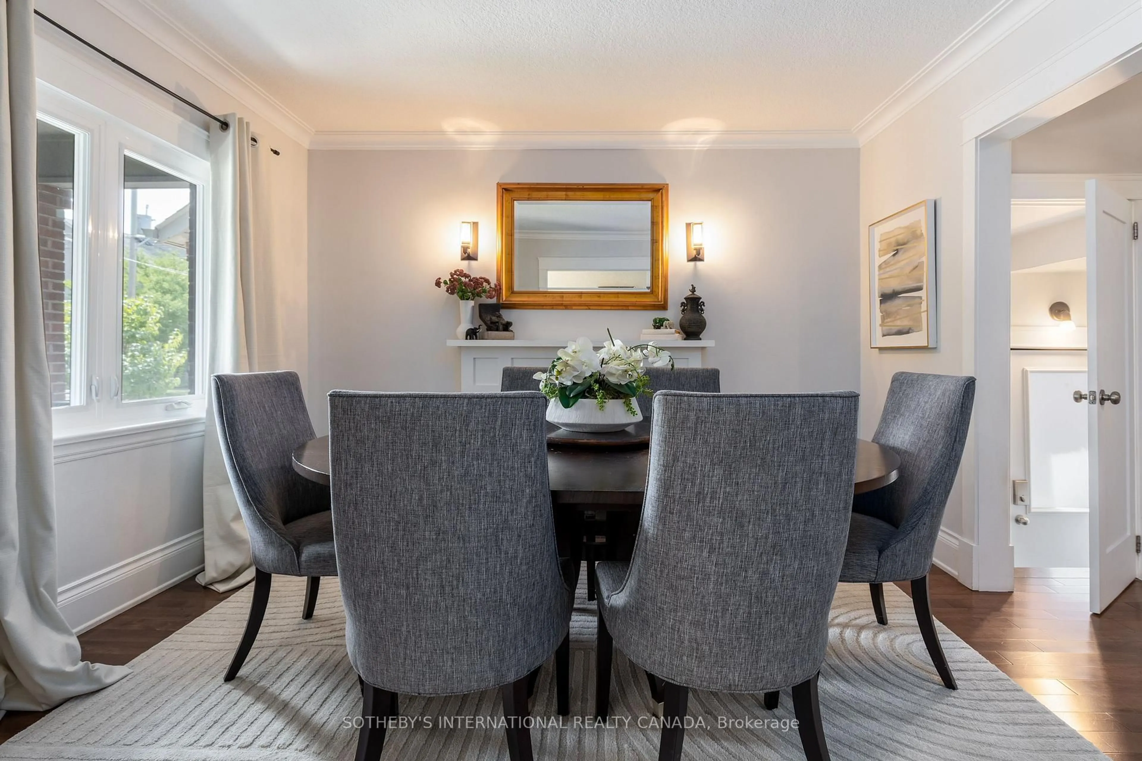 Dining room, unknown for 2 Rexford Rd, Toronto Ontario M6S 2M3