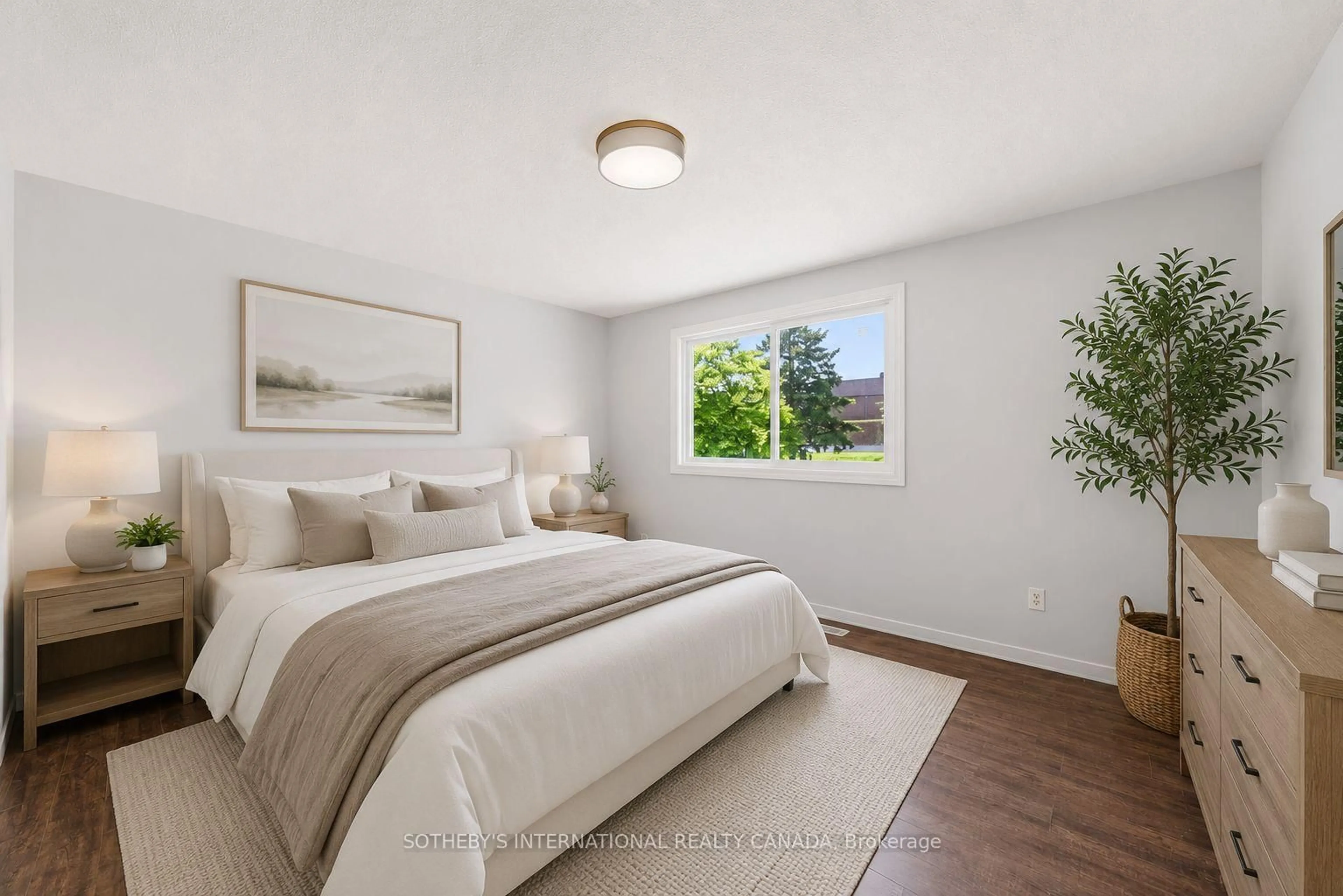 Bedroom with bed, unknown for 120 Falconer Dr #34, Mississauga Ontario L5N 1P5