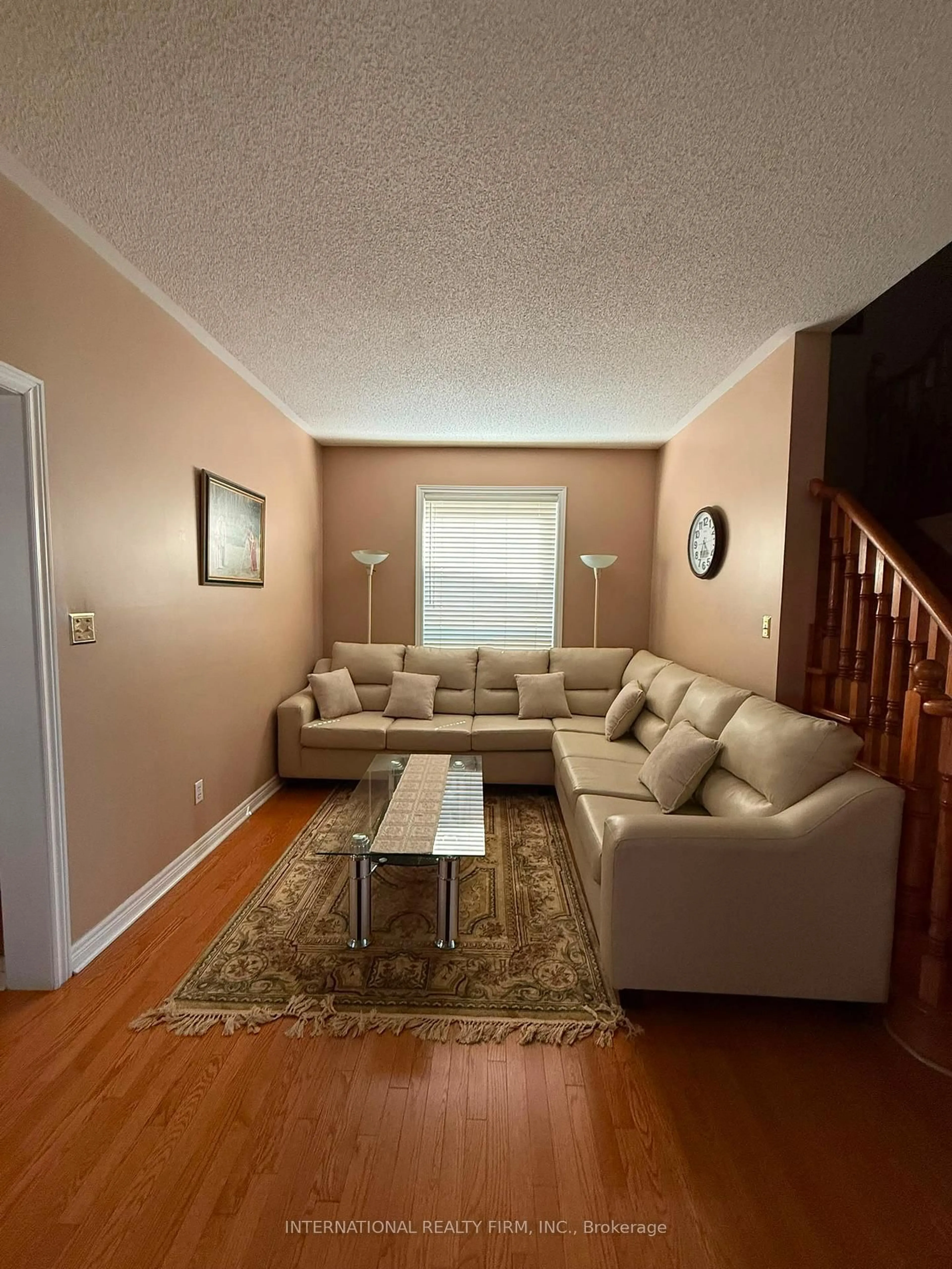 Living room with furniture, unknown for 12 Fountainview Way, Brampton Ontario L6S 6K4