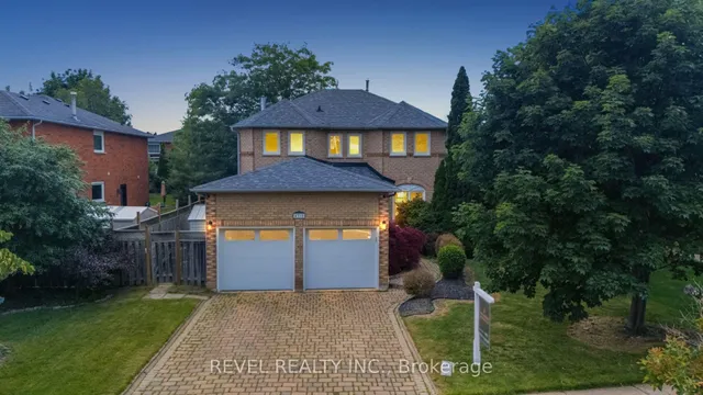 4315 Credit Pointe Dr, Mississauga