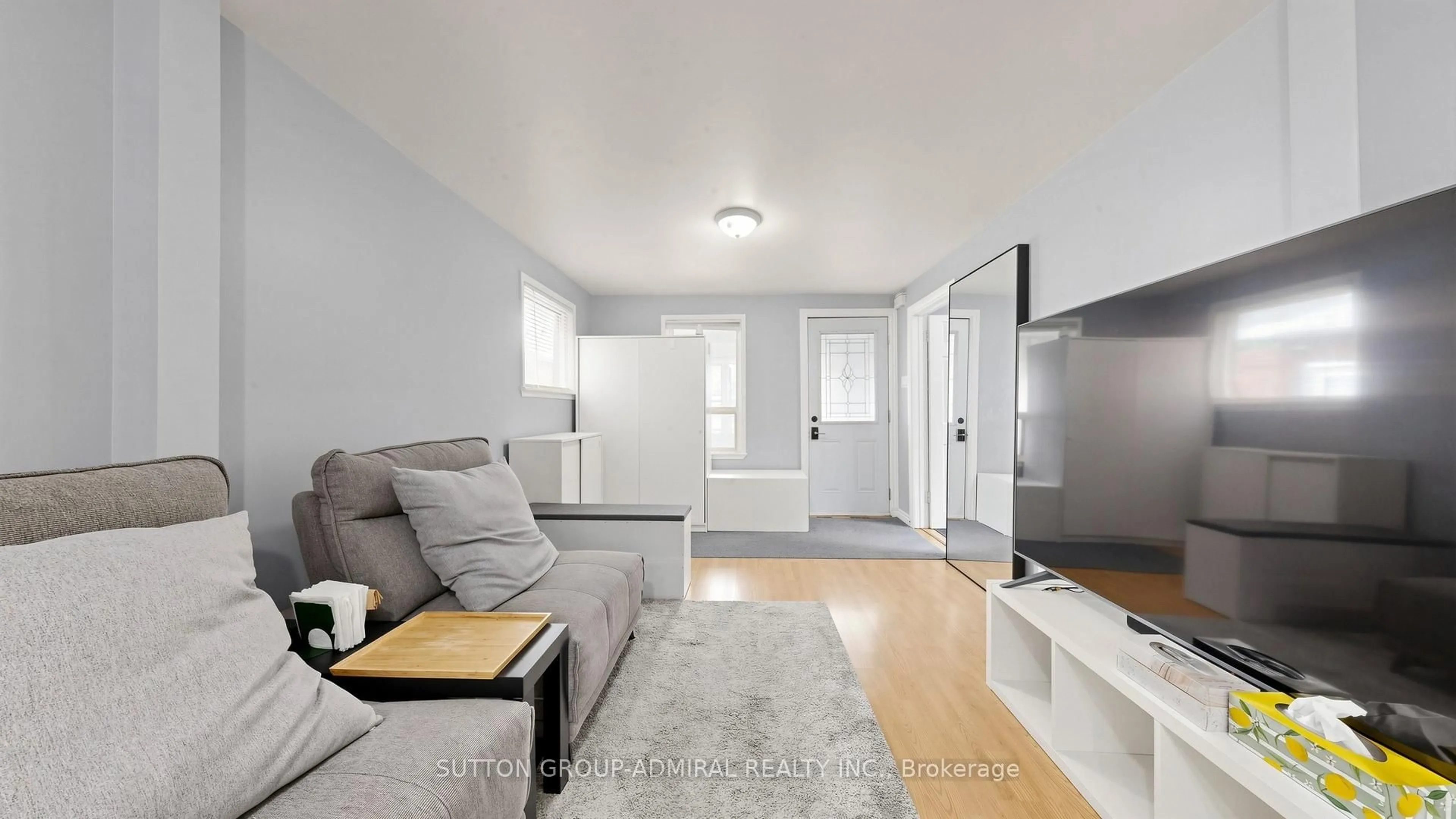 Living room with furniture, unknown for 75 Rockcliffe Blvd, Toronto Ontario M6N 4R4