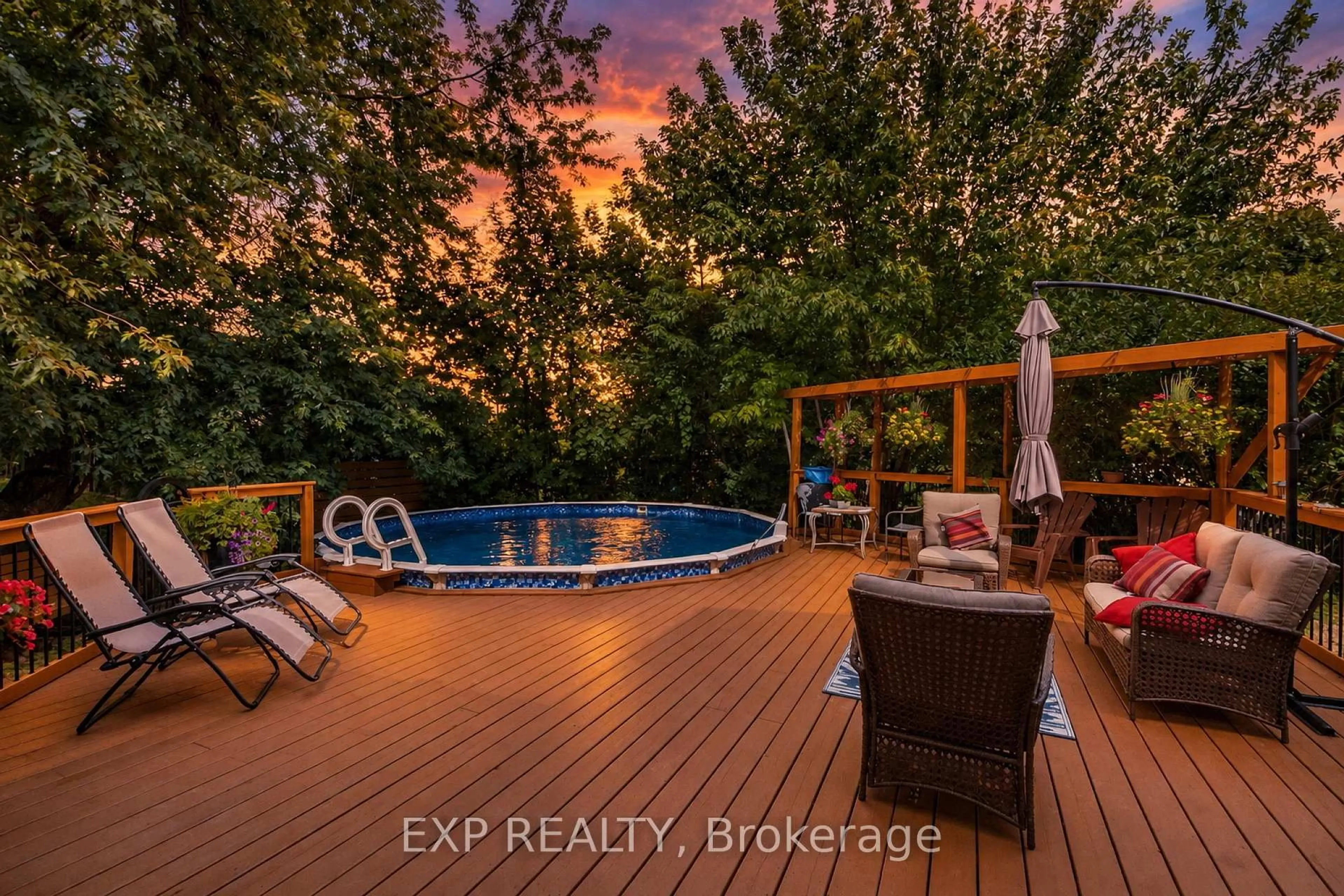 Pool for 6073 Featherhead Cres, Mississauga Ontario L5N 2B5