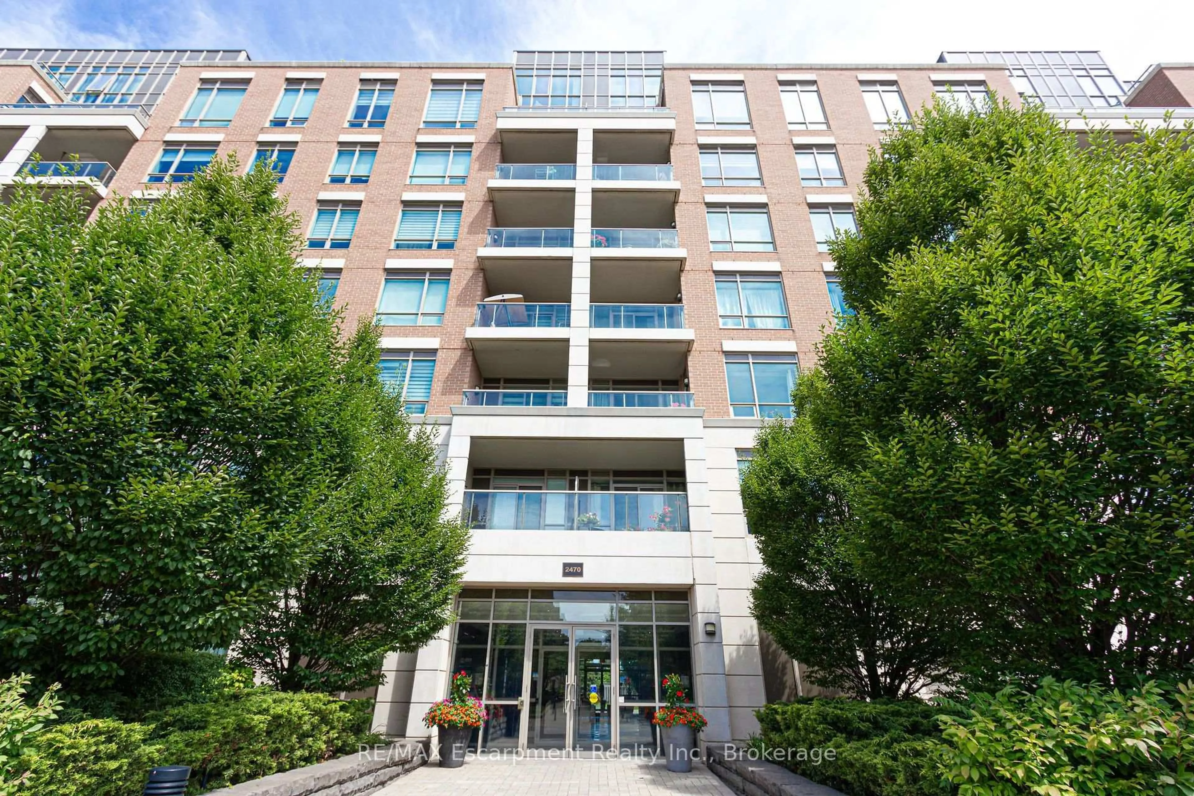 Unknown for 2470 Prince Michael Dr #210, Oakville Ontario L6H 0G9