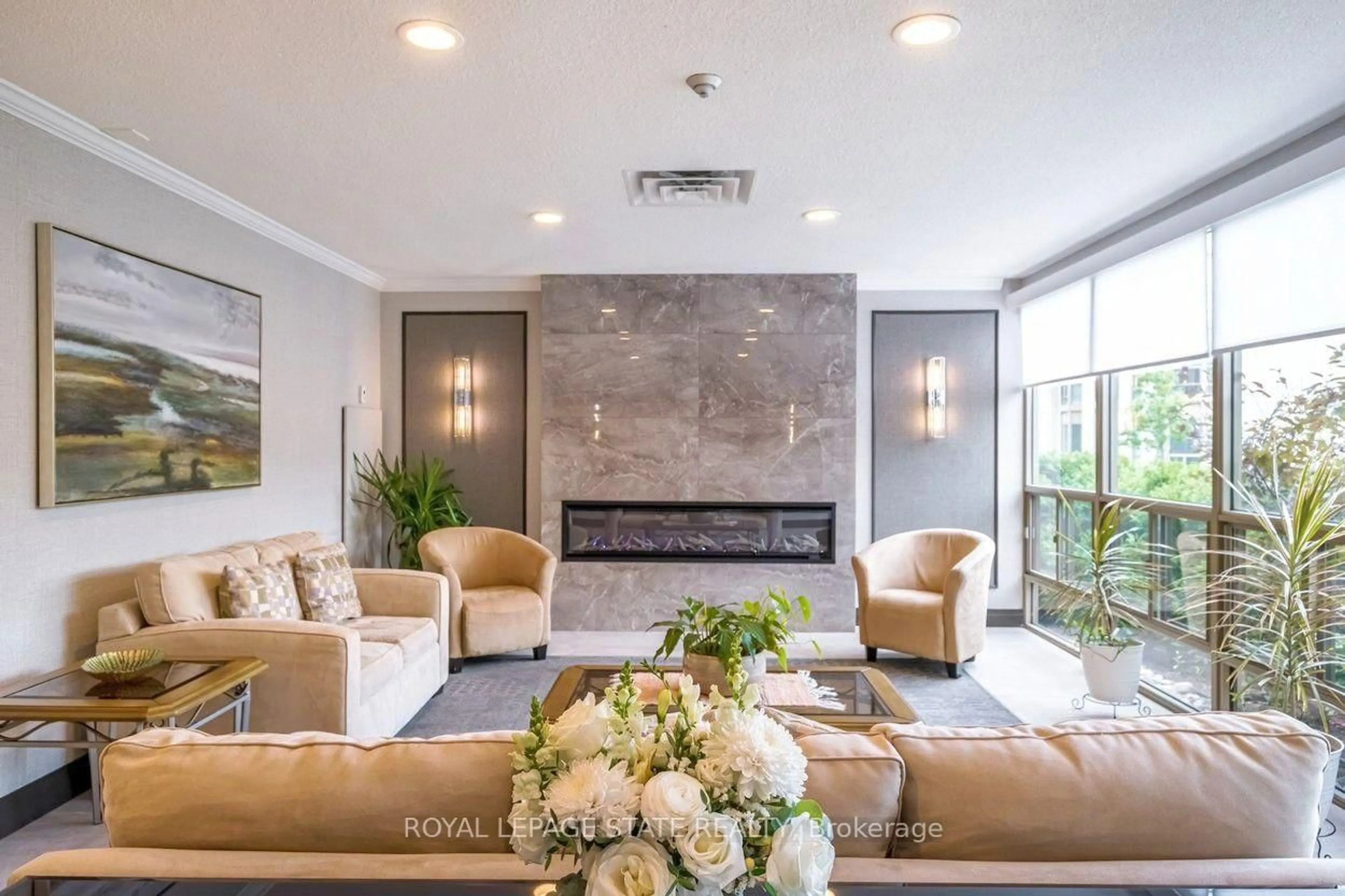 Unknown for 5080 Pinedale Ave #1002, Burlington Ontario L7L 5V7