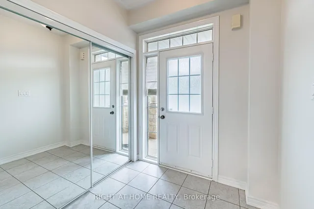 23 Coastline Dr, Brampton 5