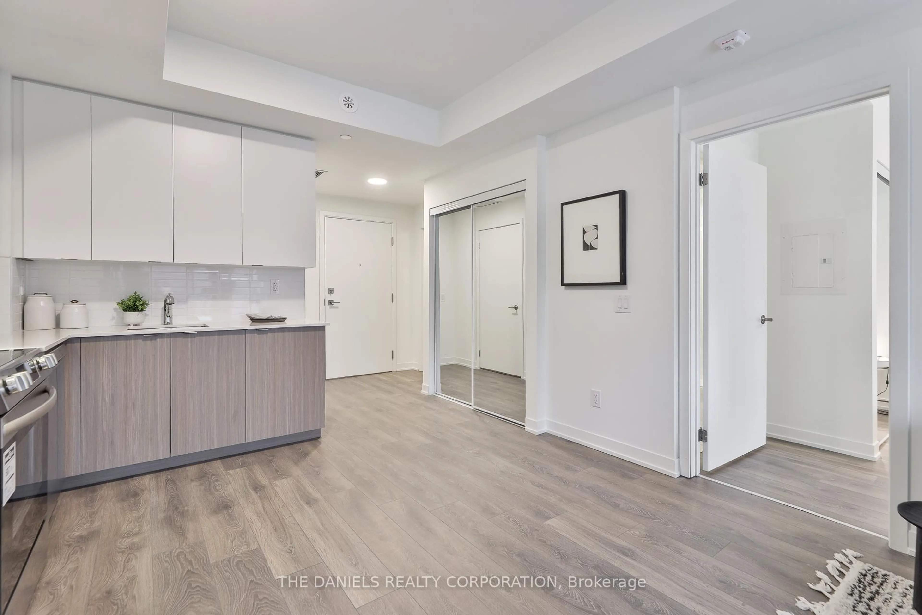 A pic of a room for 135 Canon Jackson Dr #201, Toronto Ontario M6M 0C3