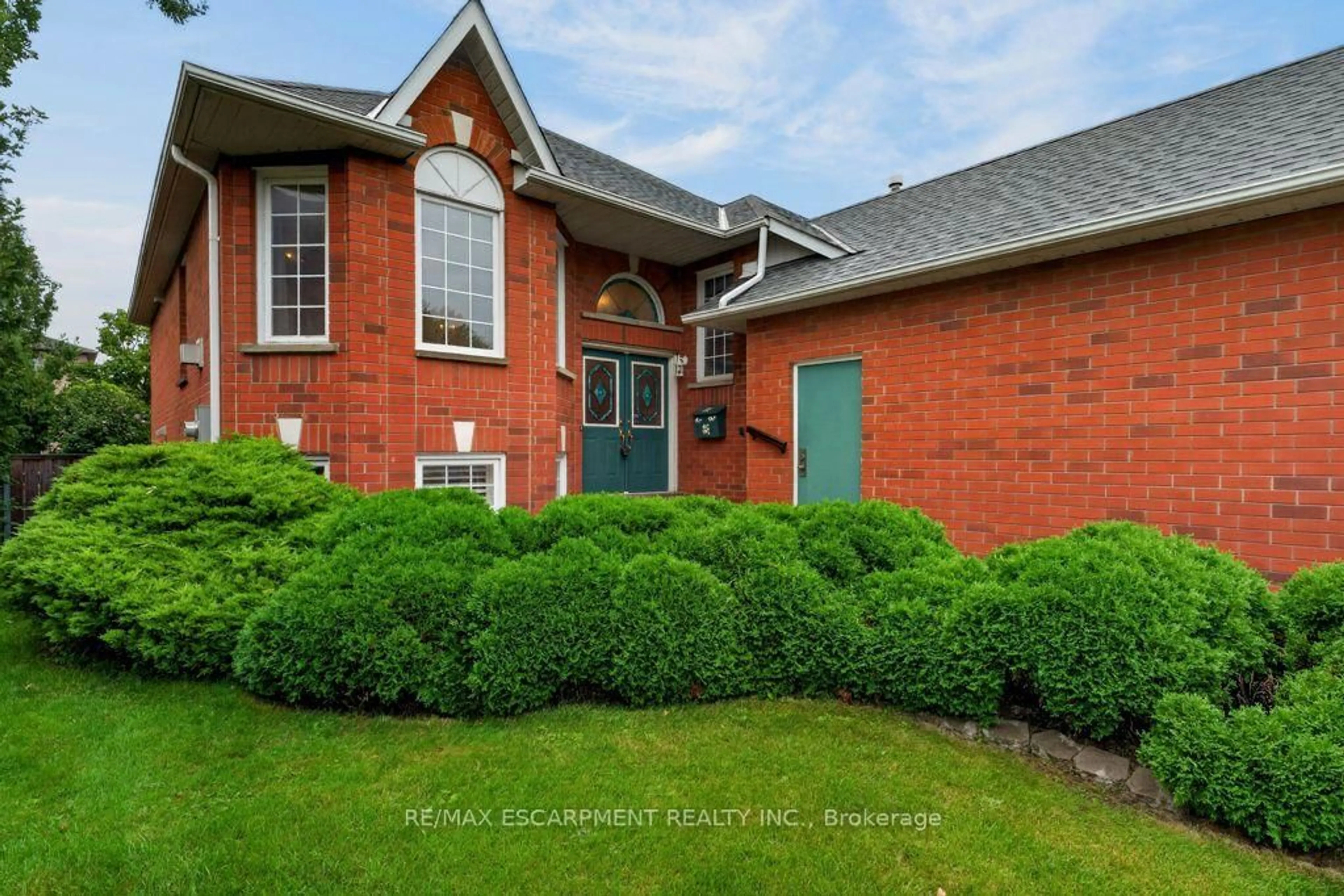 Home with brick exterior material, street for 1141 Lockhart Rd, Burlington Ontario L7S 1G8