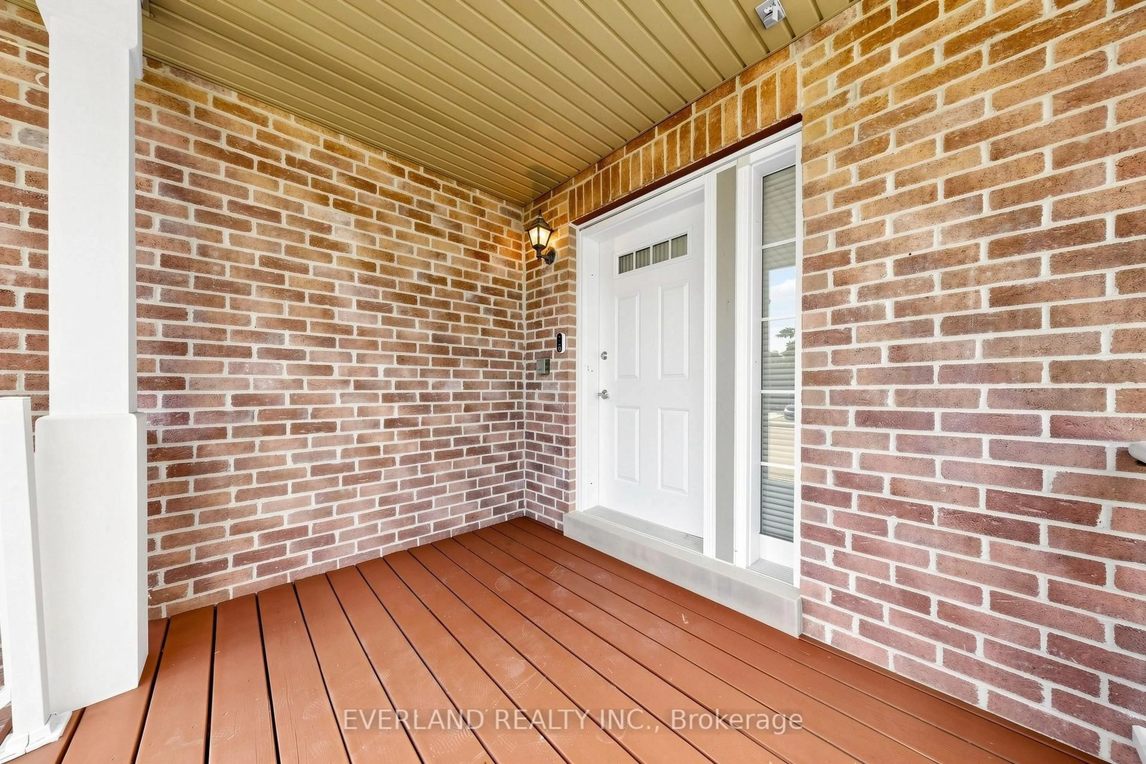 Home with brick exterior material, street for 5588 Highbank Rd, Mississauga Ontario L5M 6E4