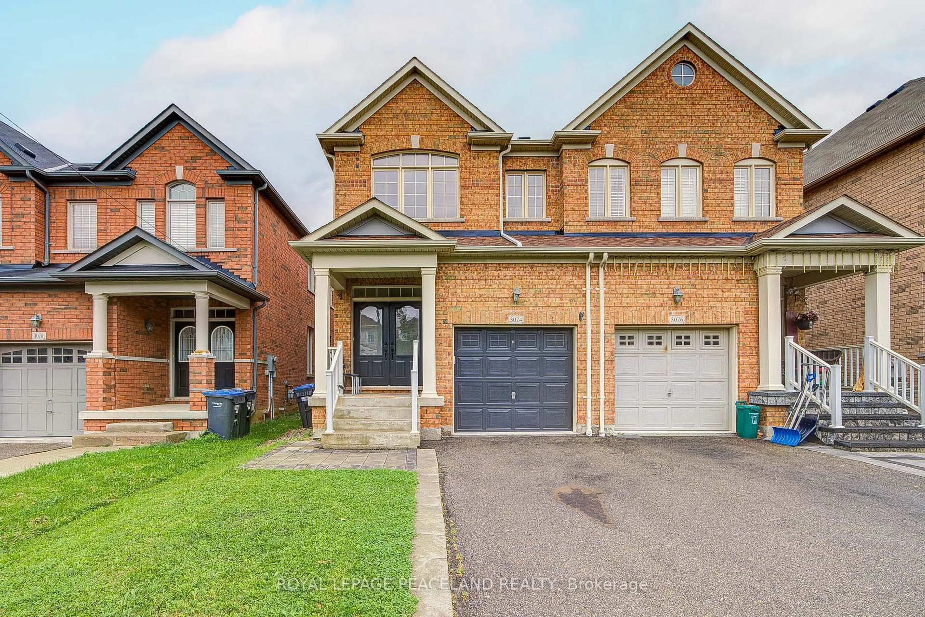 Home with brick exterior material, street for 3074 Doyle St, Mississauga Ontario L5M 0M9