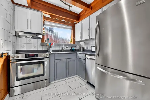 23 Cobalt St, Toronto 3
