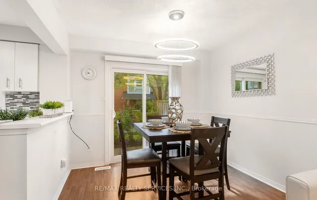 5659 Glen Erin Dr #40, Mississauga 5