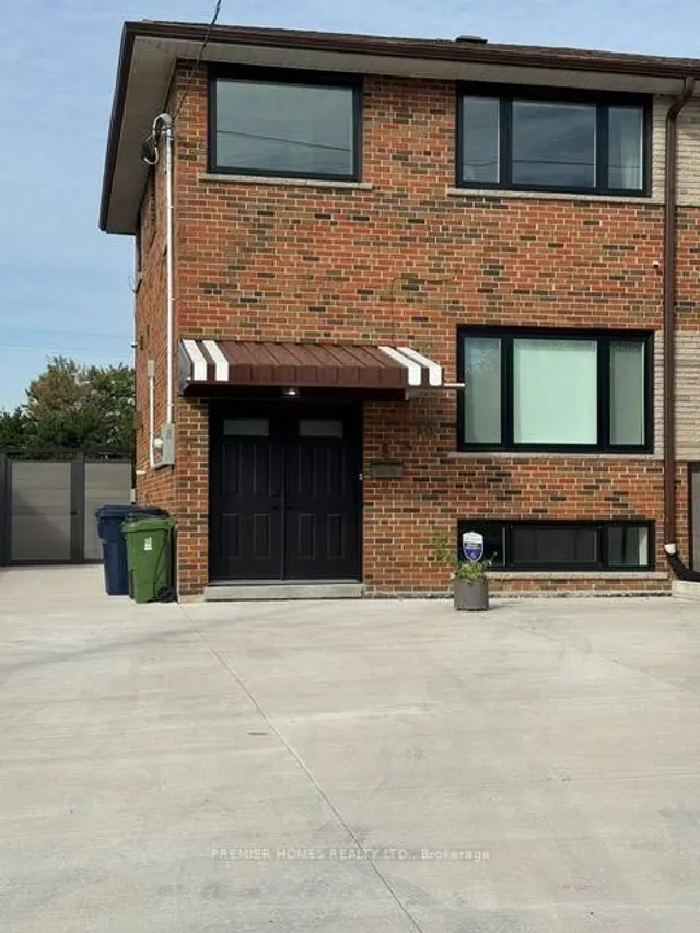 18 Turks Rd, Toronto 2