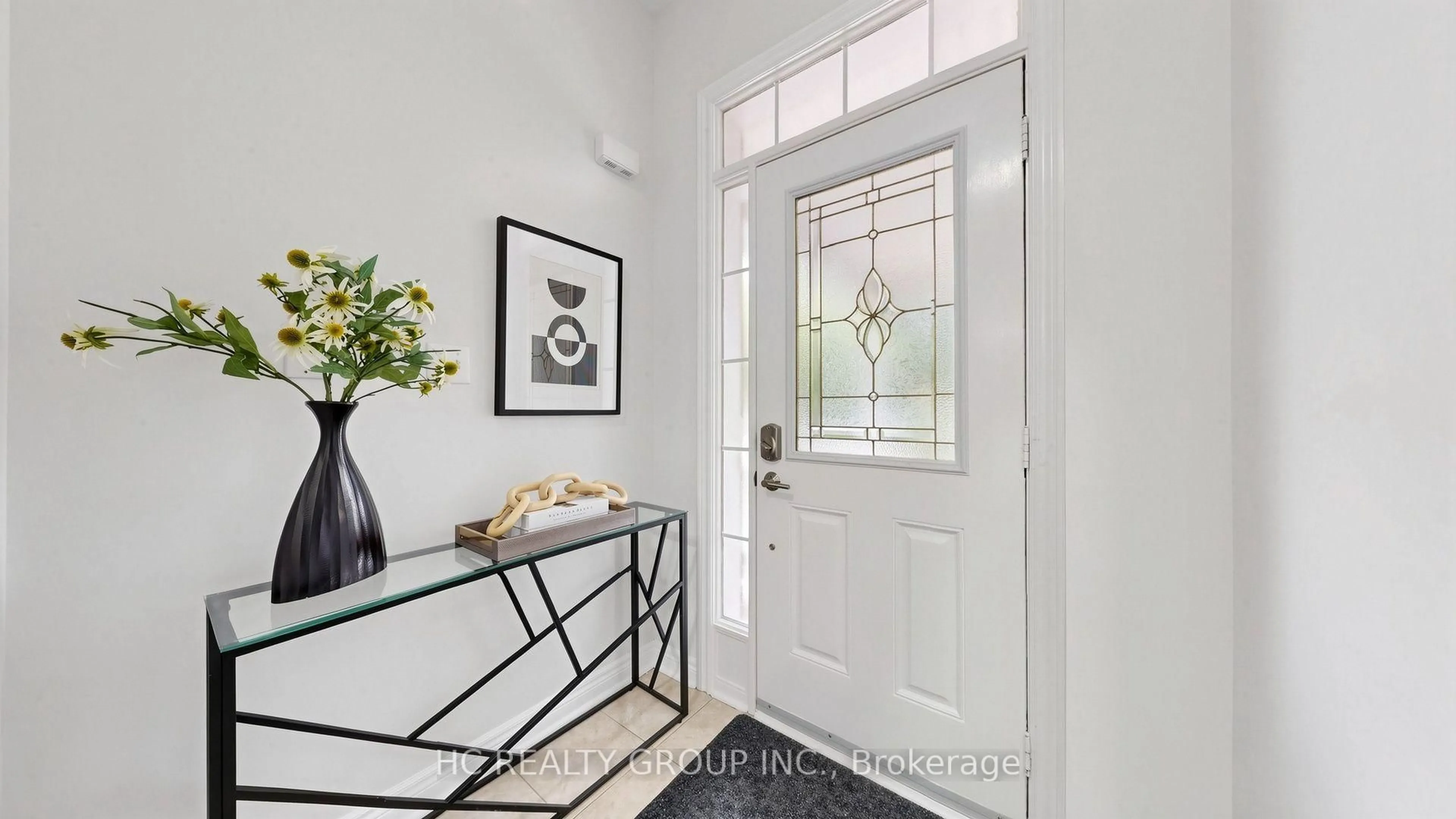 Indoor entryway for 3109 Mission Hill Dr, Mississauga Ontario L5M 0B8