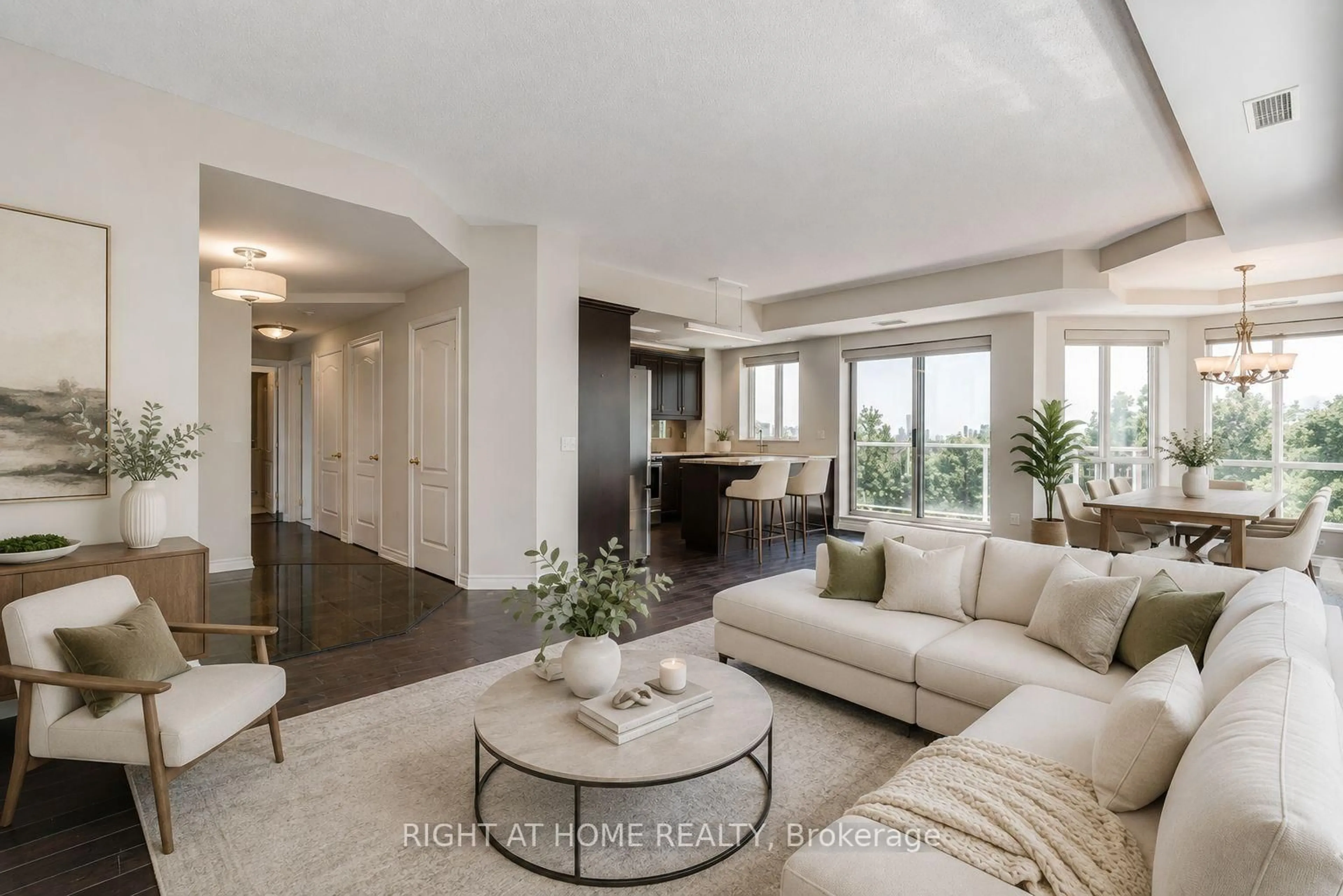 Living room with furniture, unknown for 483 FAITH Ave, Mississauga Ontario L5R 0A1