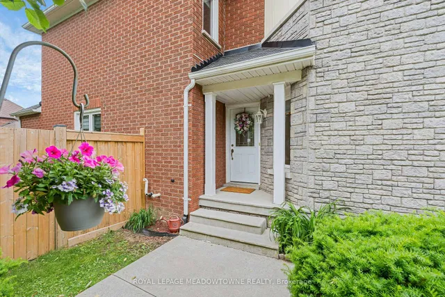 73 James Young Dr, Halton Hills 2