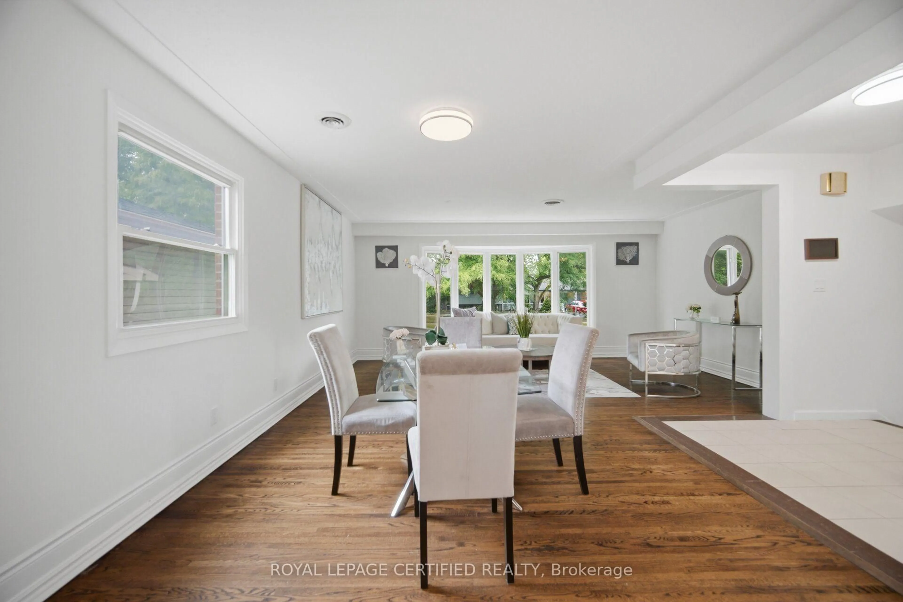 Dining room, unknown for 3490 Rexway Dr, Burlington Ontario L7N 2L6
