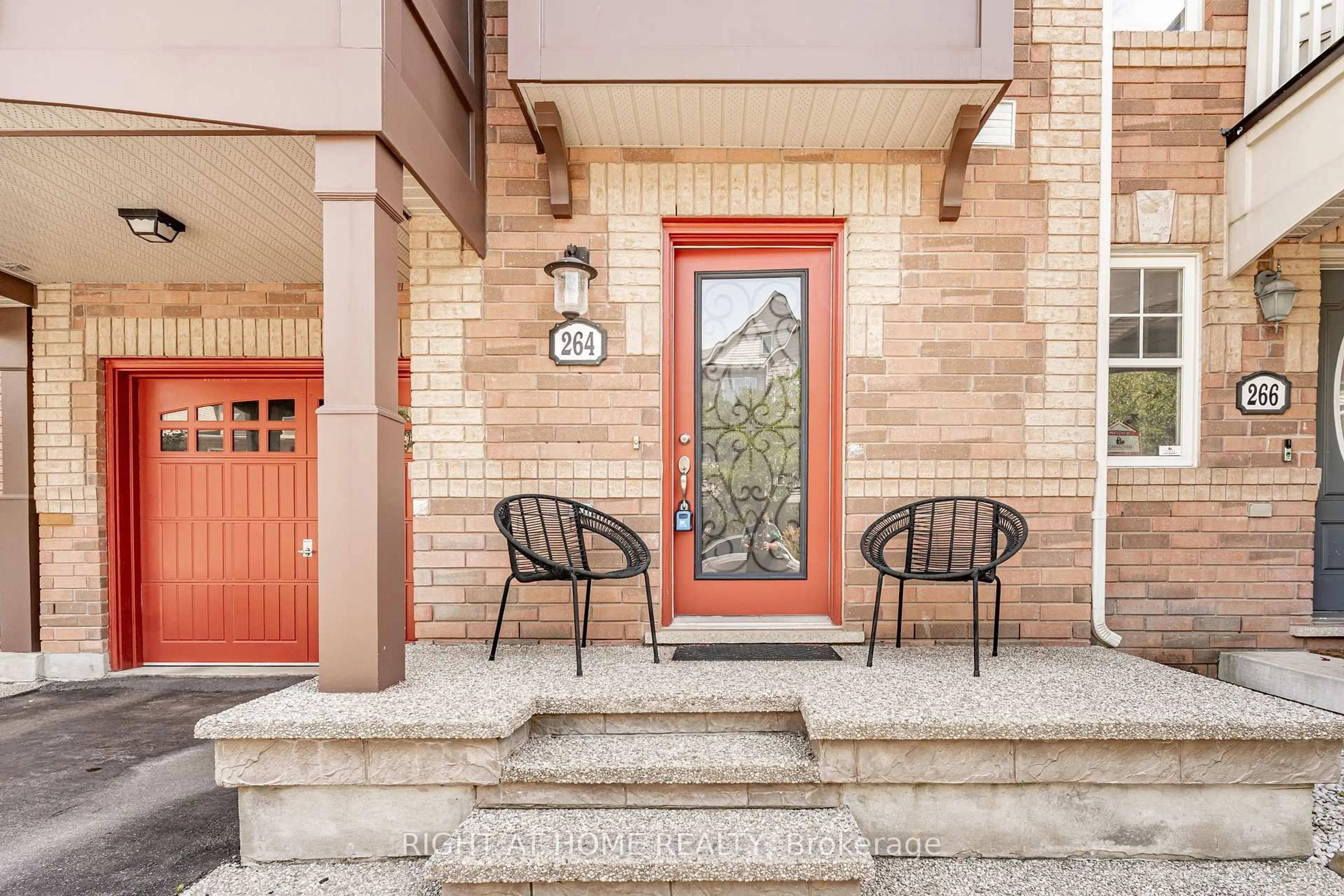 Unknown for 264 Wetenhall Landing, Milton Ontario L9T 7B7