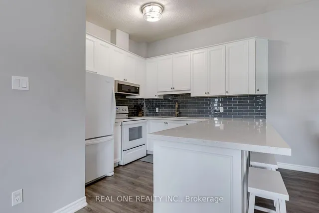 1701 Lampman Ave #707, Burlington 2