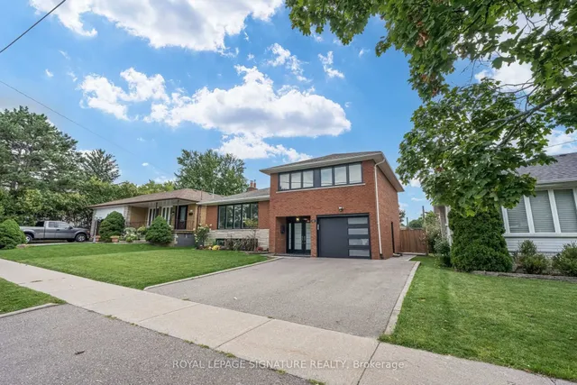 68 Stapleton Dr, Toronto 2