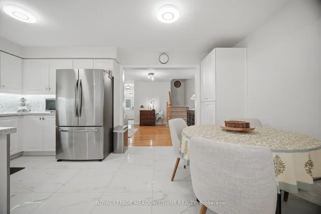 6623 Blackheath Rdge, Mississauga 5