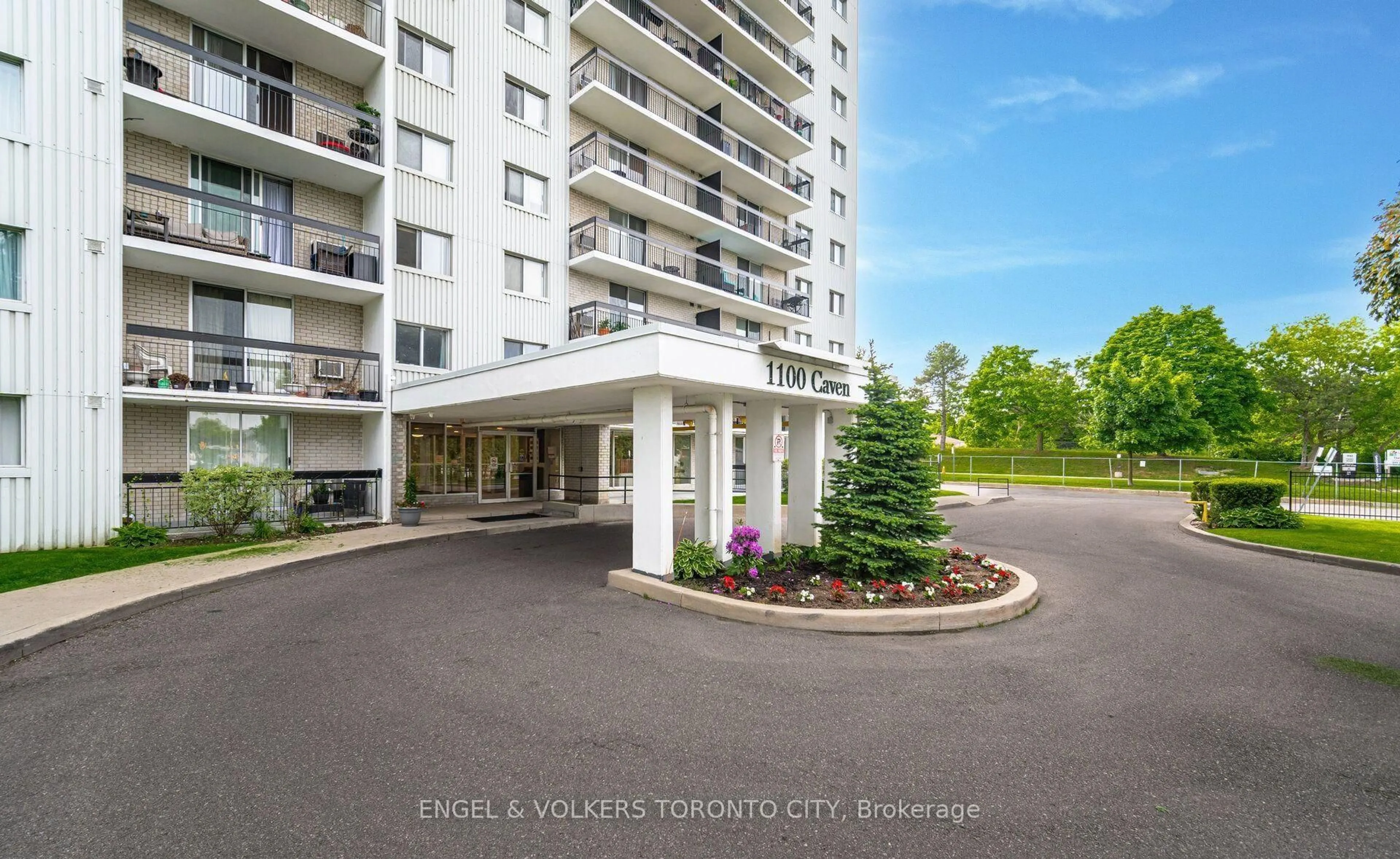 Unknown for 1100 Caven St #1204, Mississauga Ontario L5G 4N3