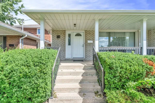 59 Stapleton Dr, Toronto 3